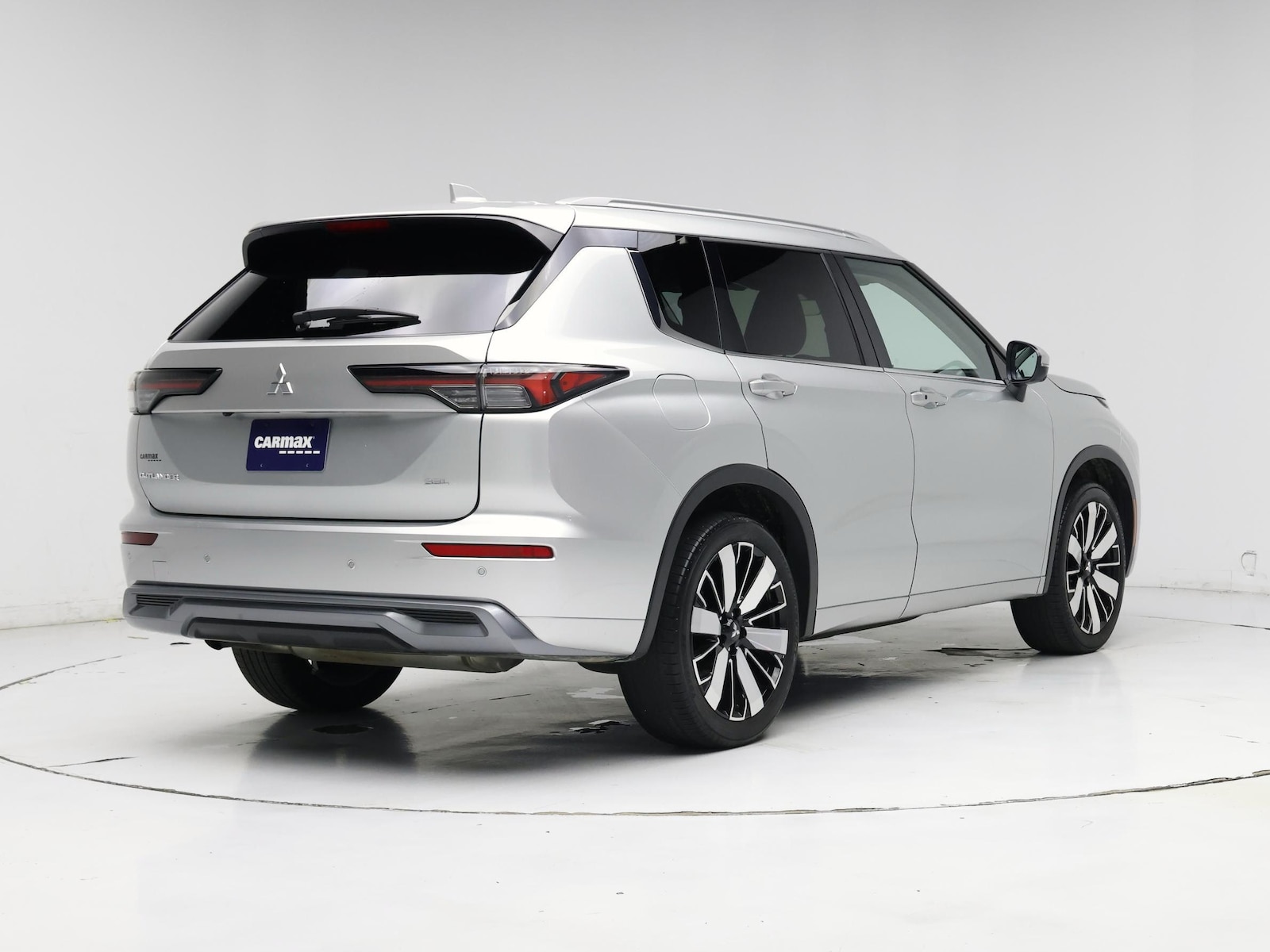 2025 Mitsubishi Outlander SEL - Photo 9