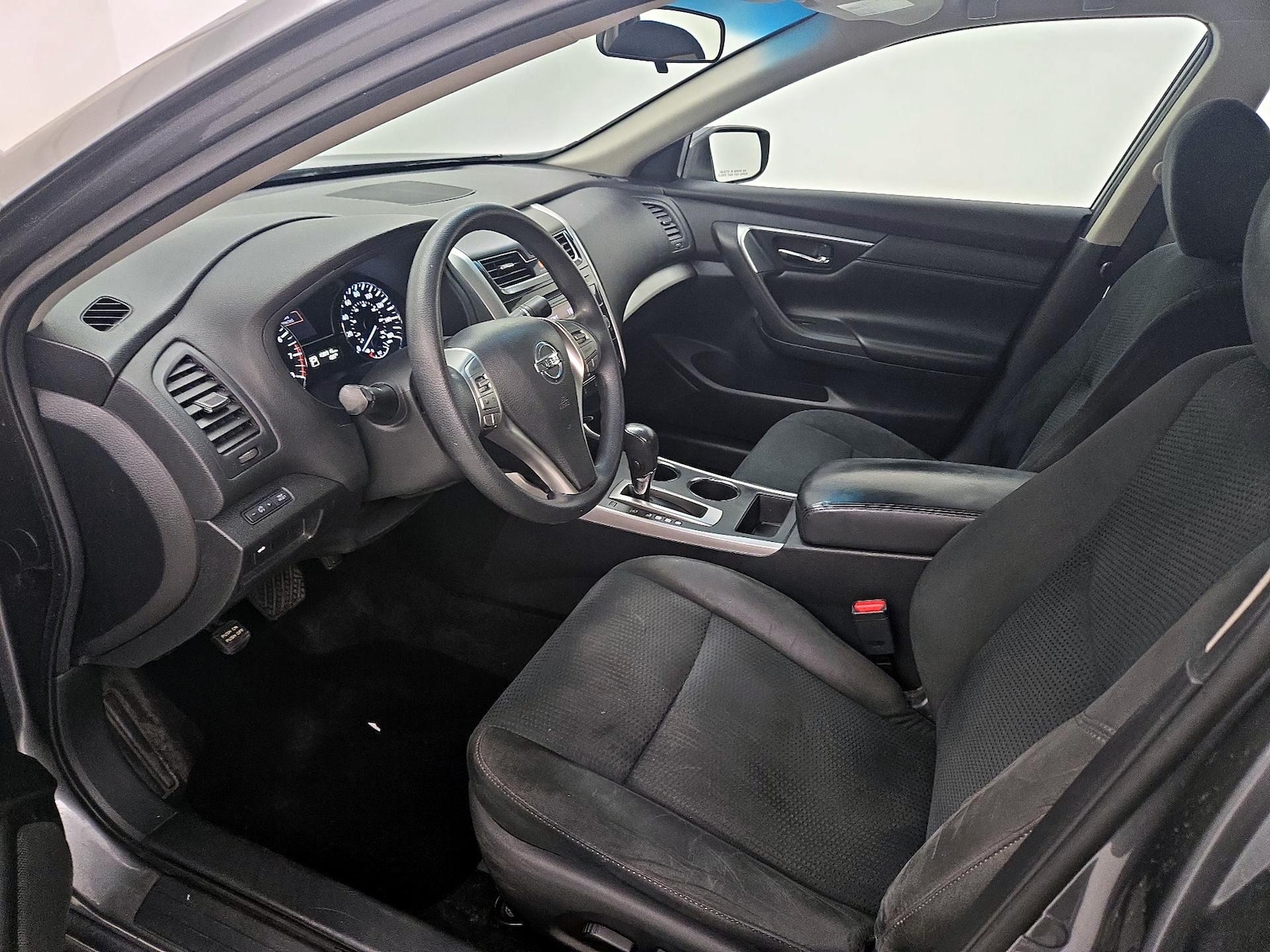 Power Seat(s) & Side Airbags