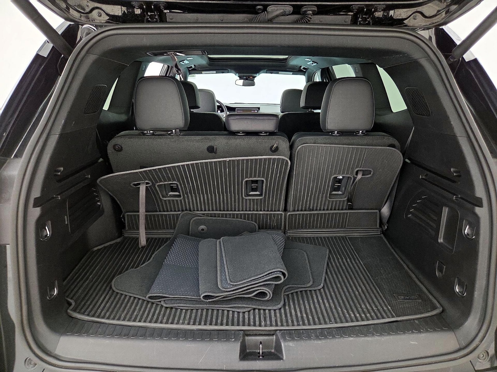 2024 GMC Acadia Elevation - Photo 23