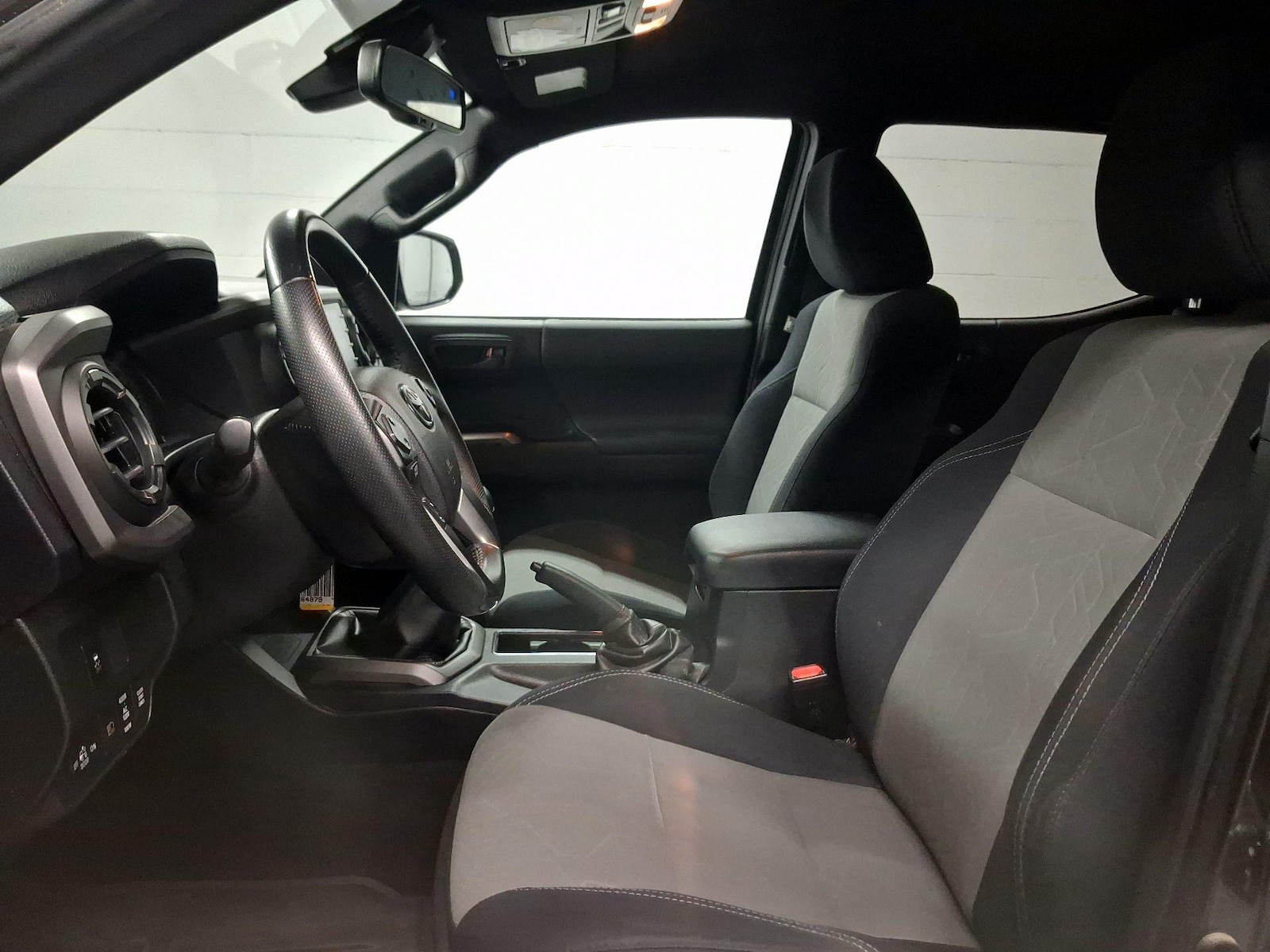 Power Seat(s) & Side Airbags