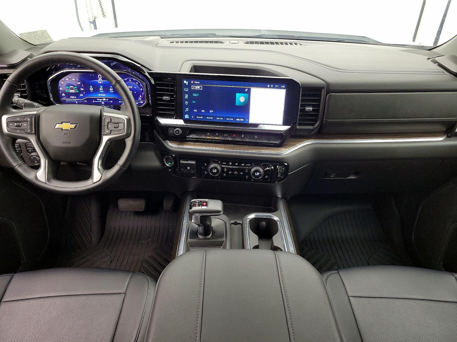Apple CarPlay® & Android Auto™