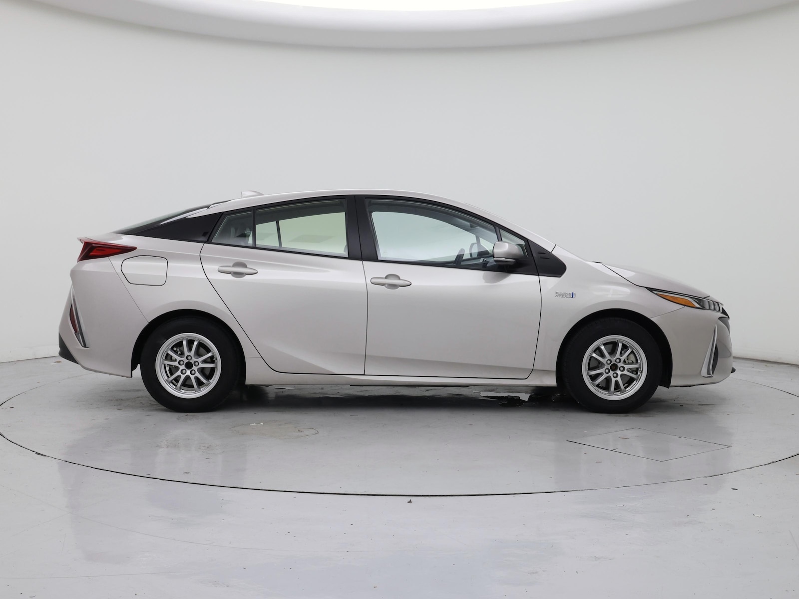 2021 Toyota Prius Prime XLE - Photo 8