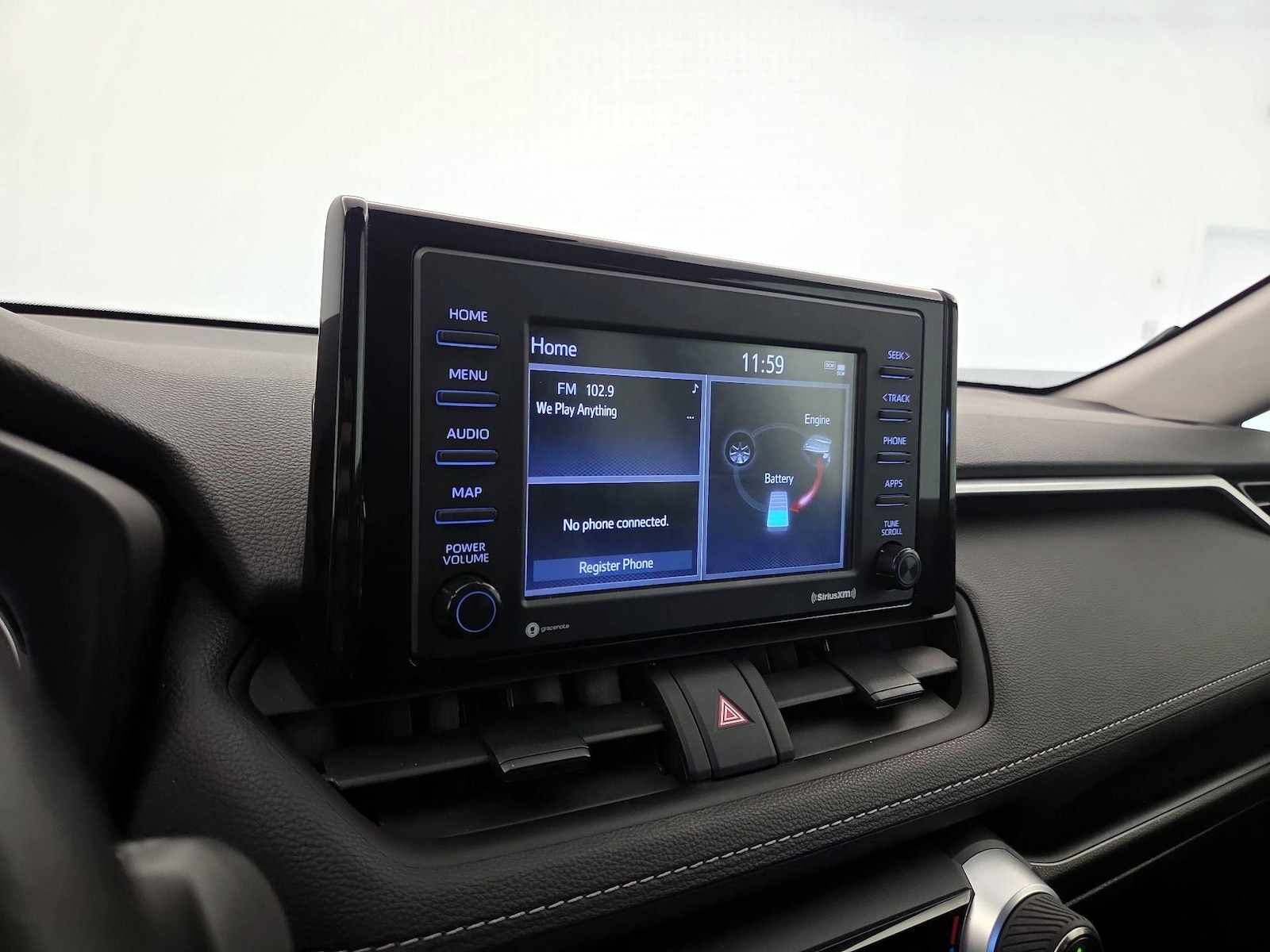 2022 Toyota RAV4 XLE - Photo 14