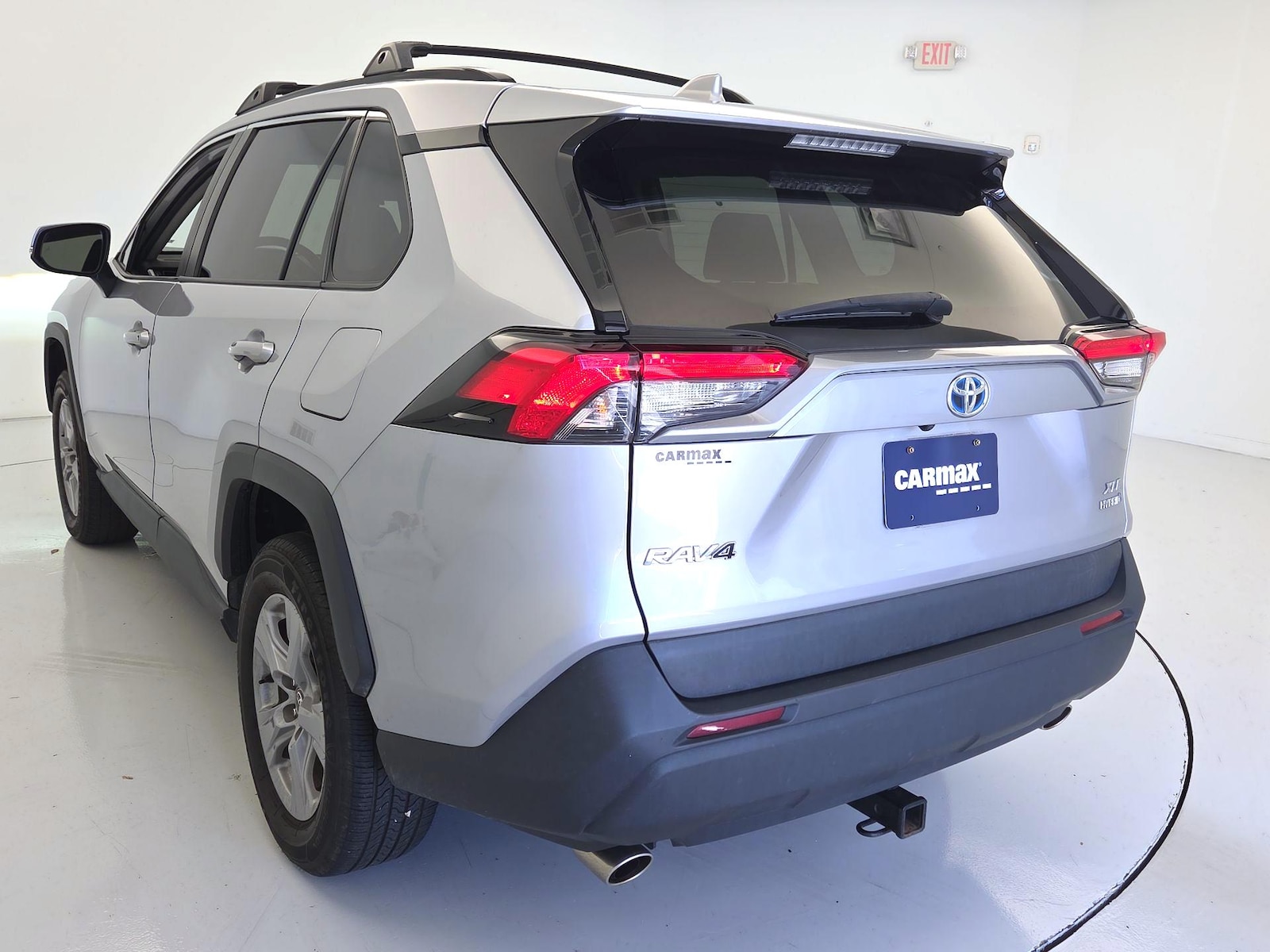 2022 Toyota RAV4 XLE - Photo 7