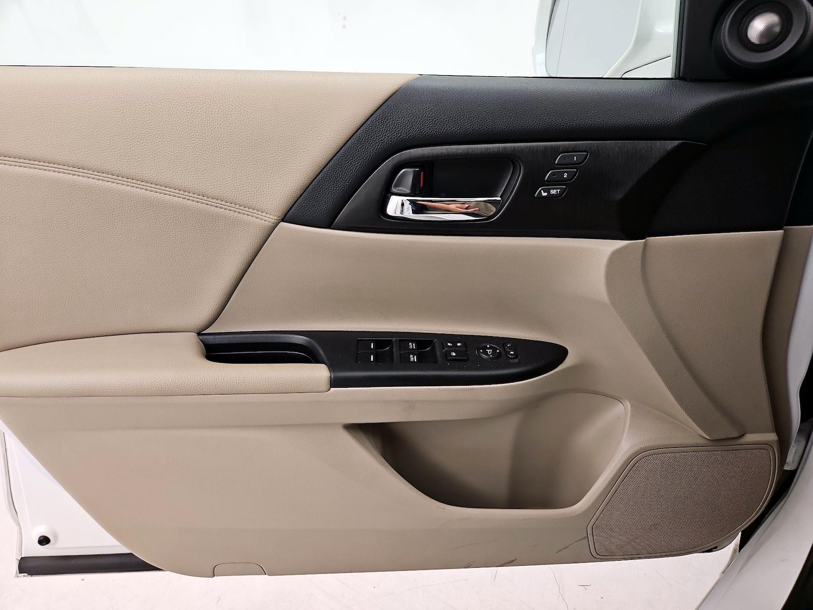 2015 Honda Accord EX-L - Photo 13