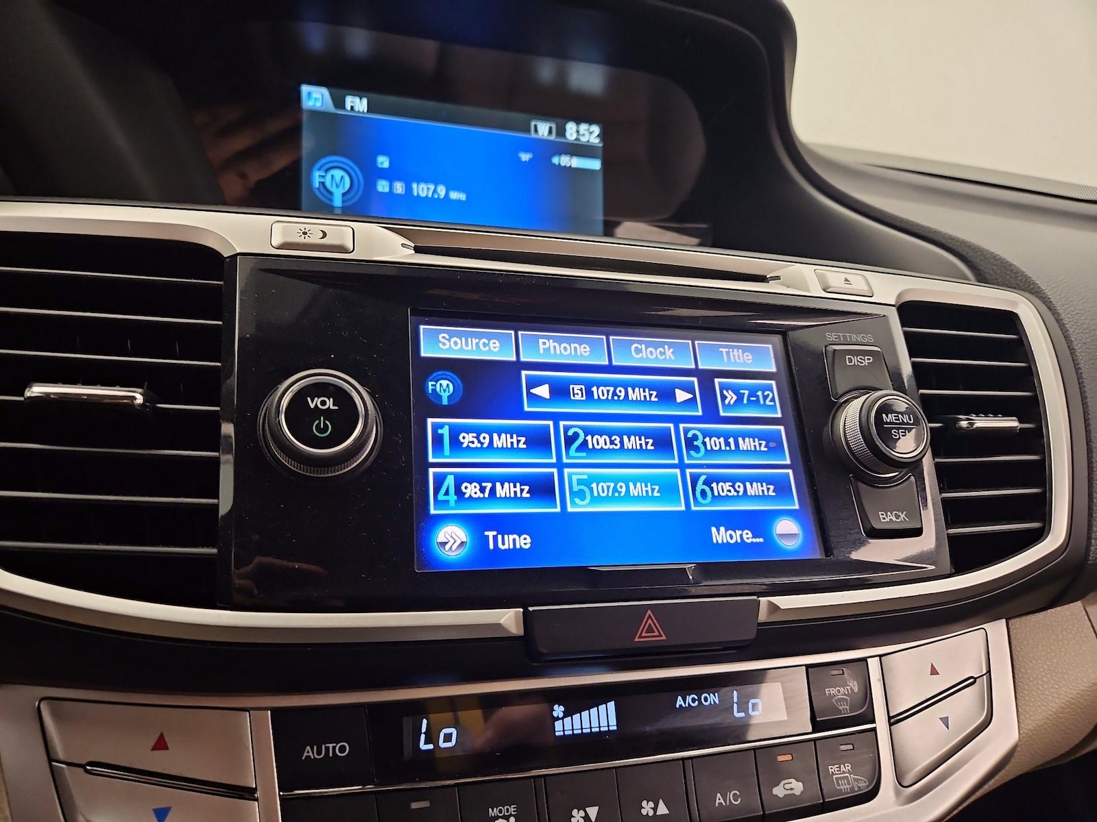 2015 Honda Accord EX-L - Photo 16