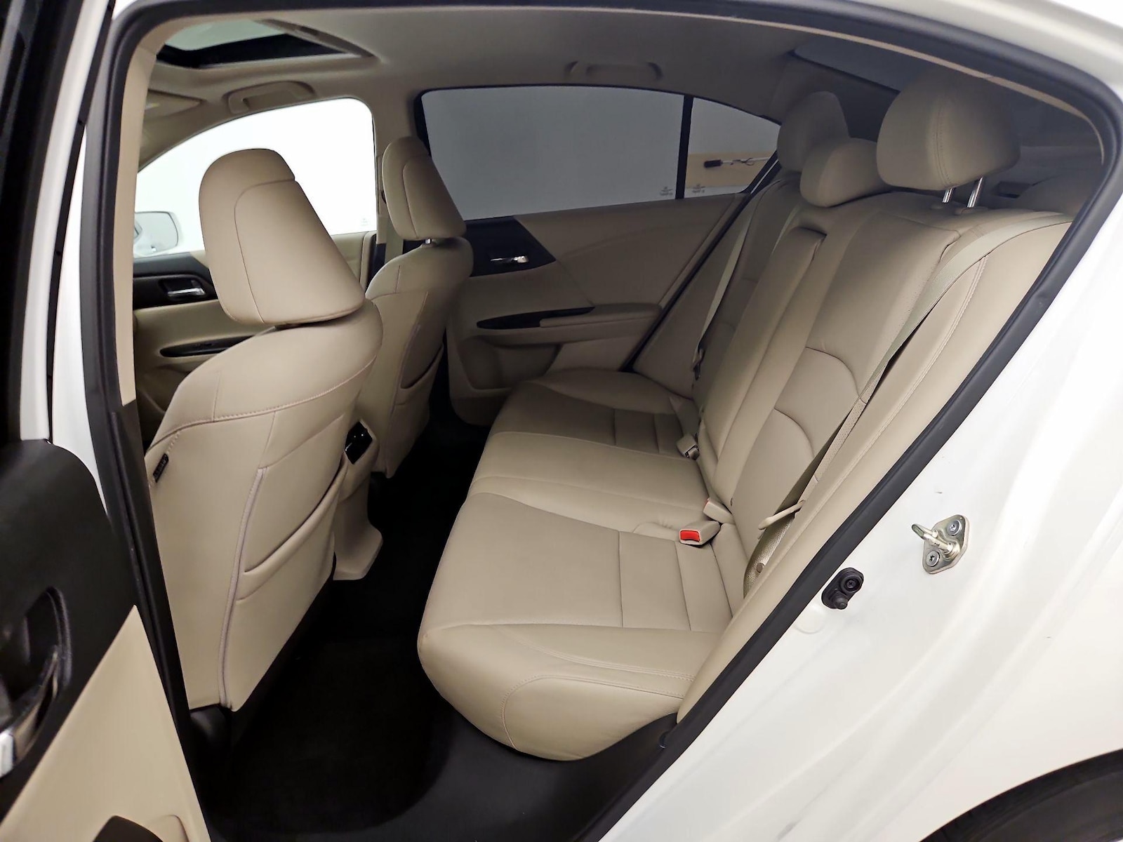 2015 Honda Accord EX-L - Photo 21