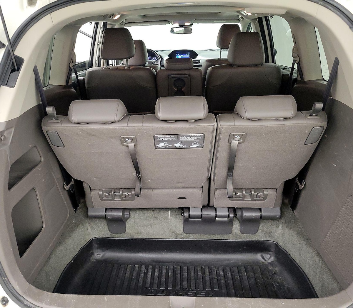 Trunk/Cargo (Seats Up)