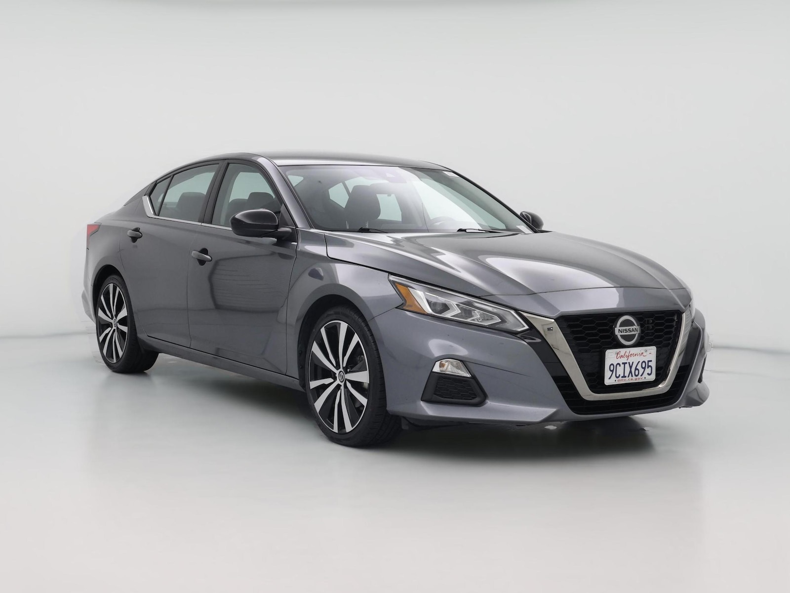 2022 Nissan Altima SR
