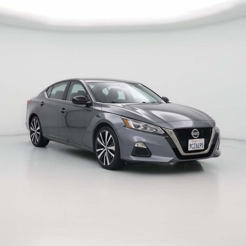 2022 Nissan Altima SR
