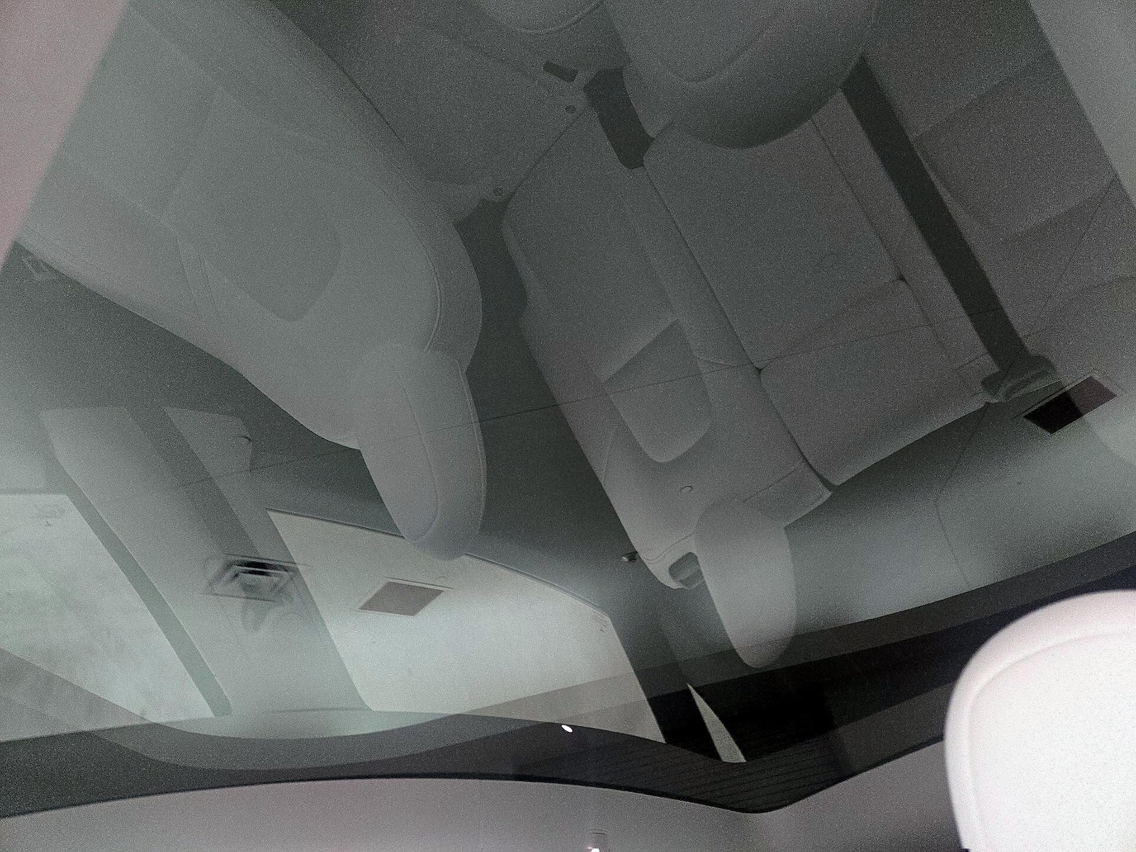 Skylight(s) & Overhead Airbags