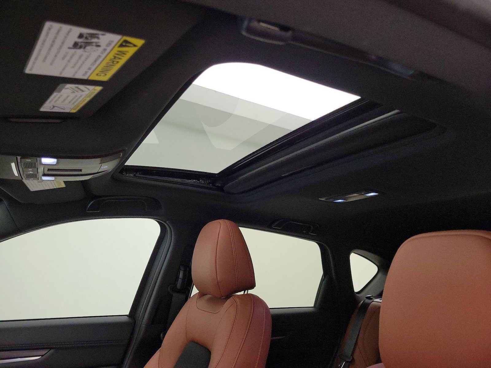 Sunroof(s) & Overhead Airbags