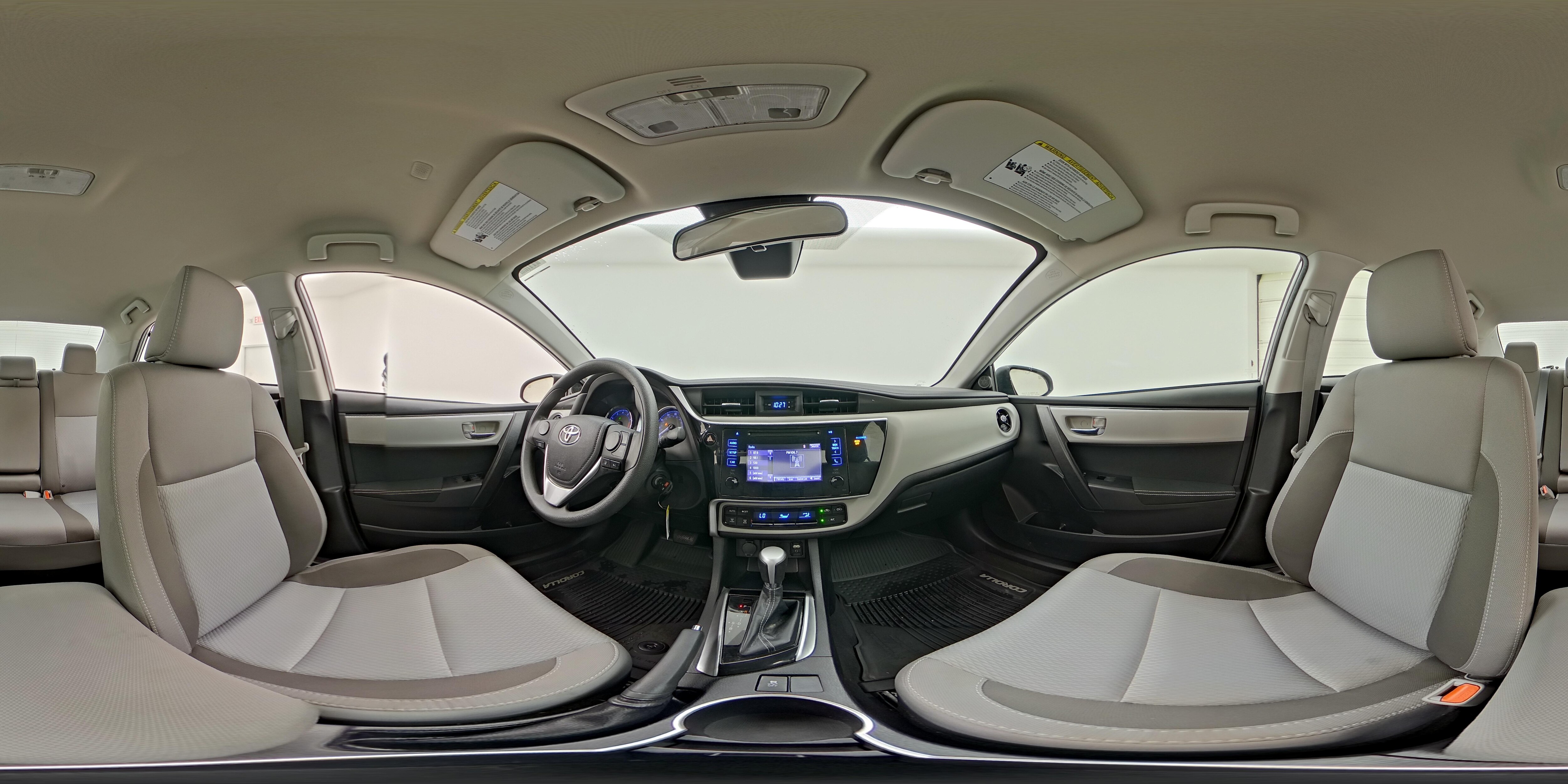2019 Toyota Corolla LE - Photo 24