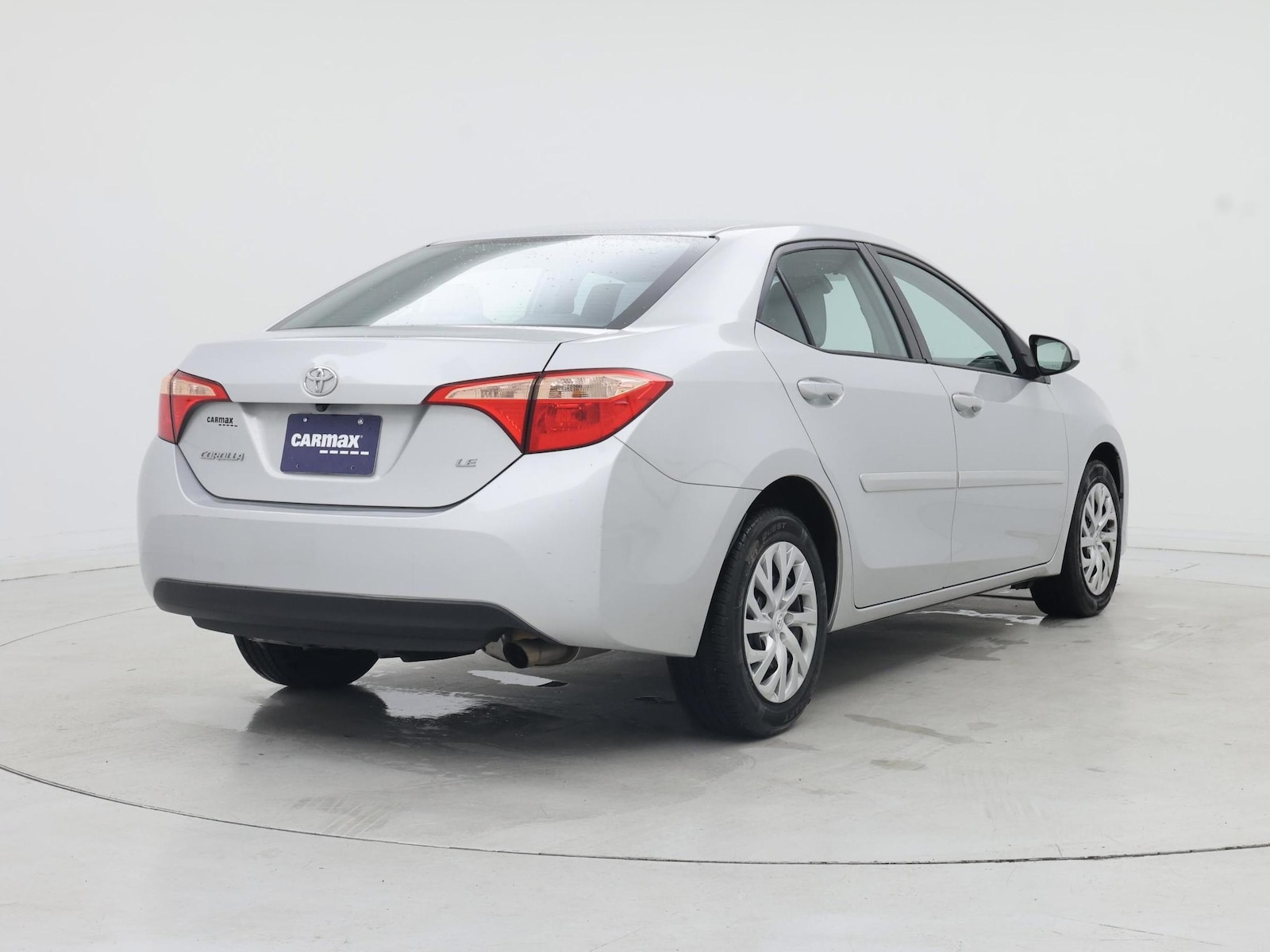2019 Toyota Corolla LE - Photo 9