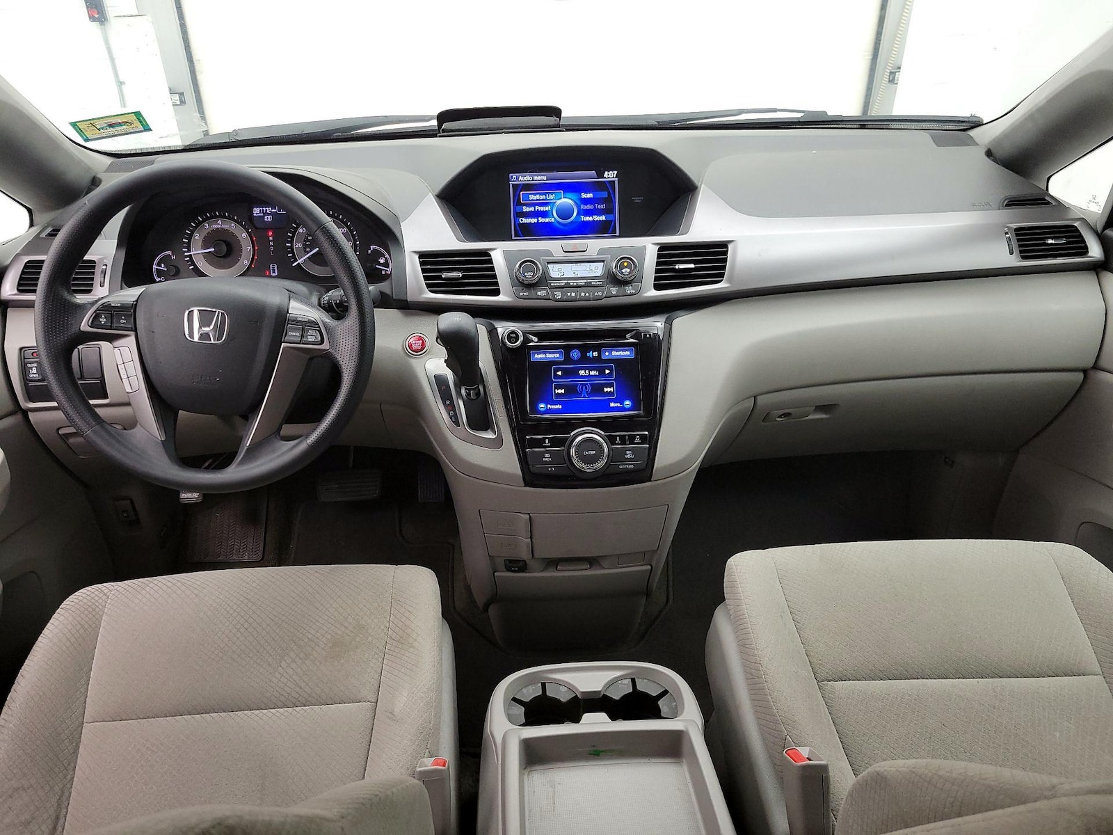 2017 Honda Odyssey EX - Photo 10