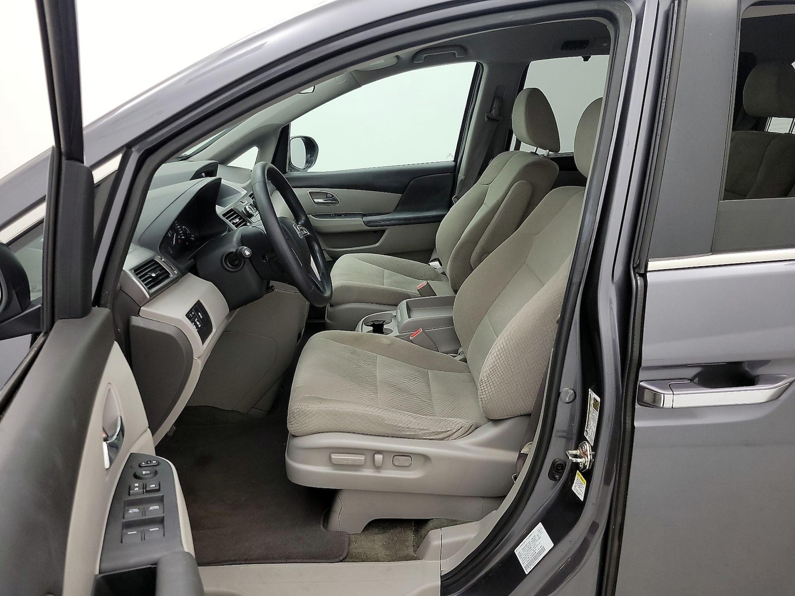 2017 Honda Odyssey EX - Photo 12