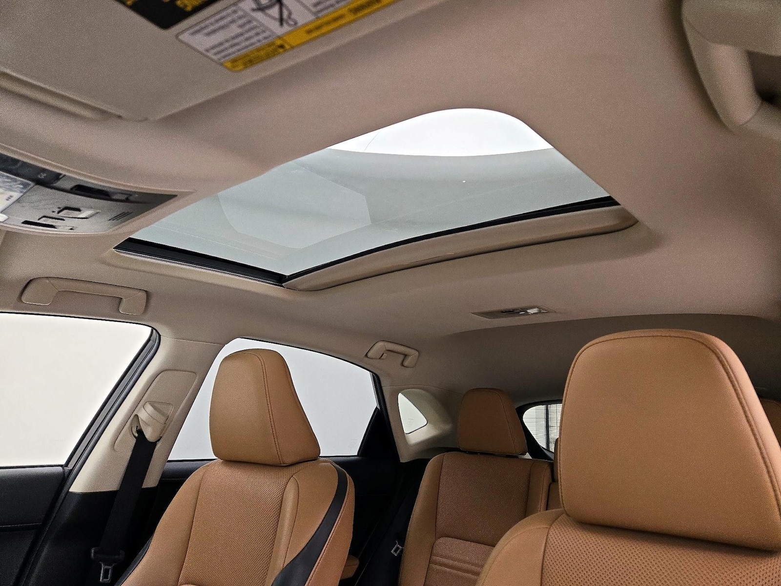 Sunroof(s) & Overhead Airbags