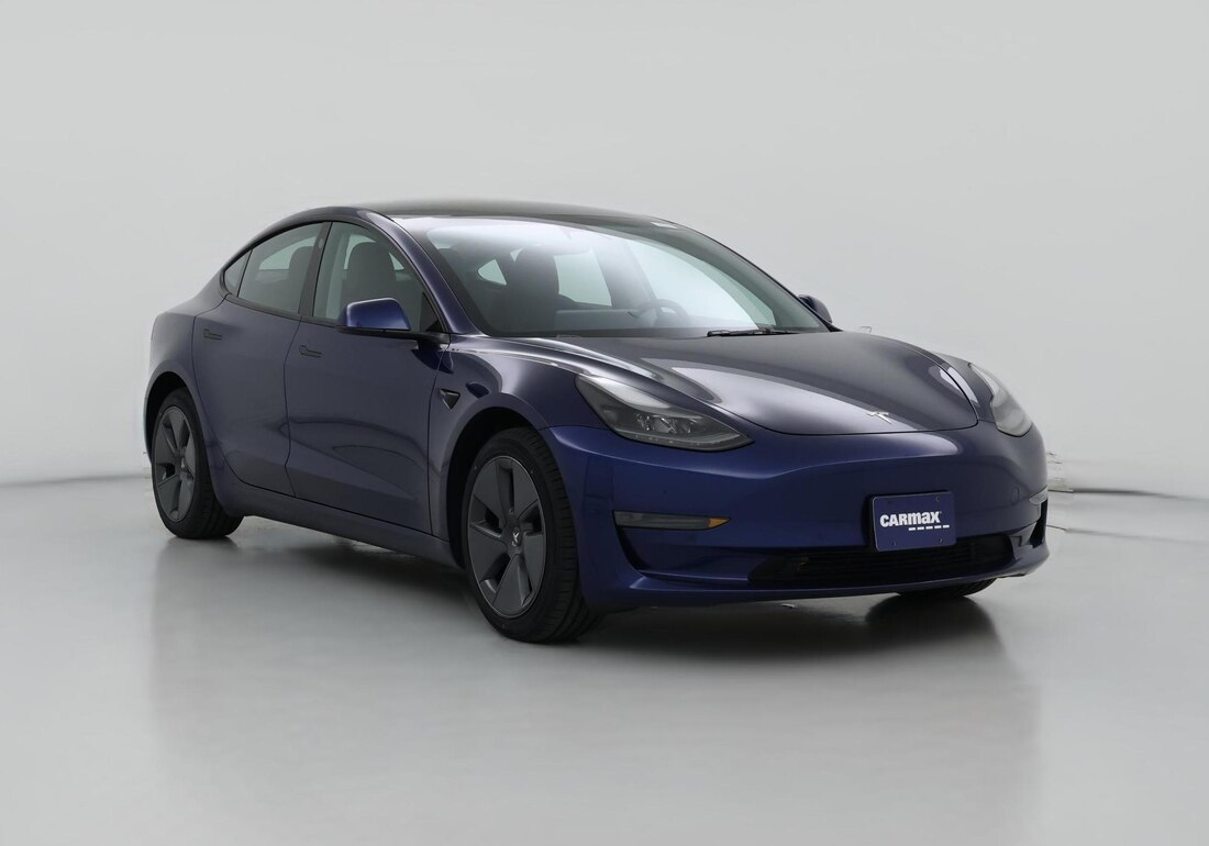 2022 Tesla Model 3 Rear-Wheel Drive in Blue — CarMax photo