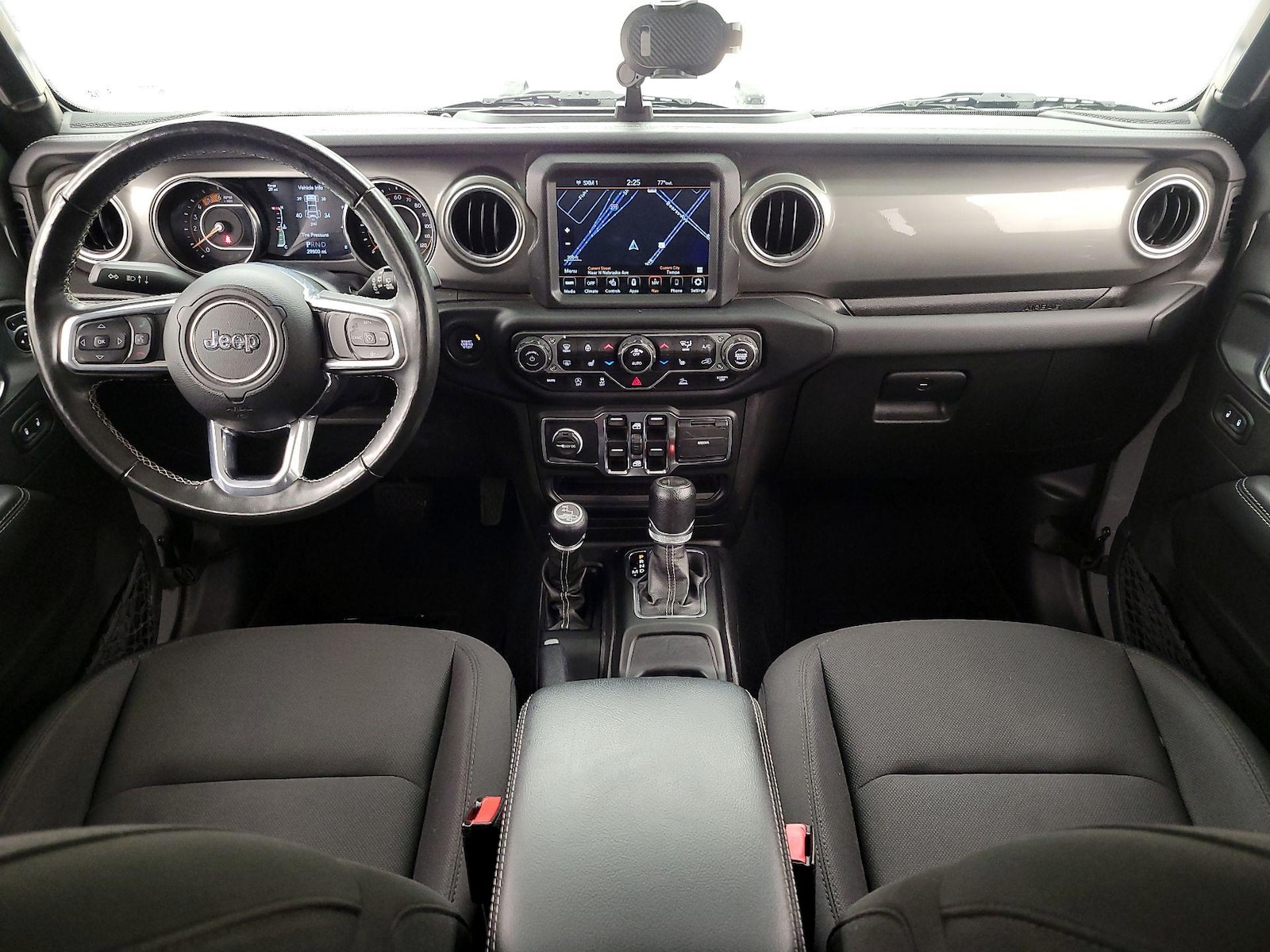 Apple CarPlay® & Android Auto™