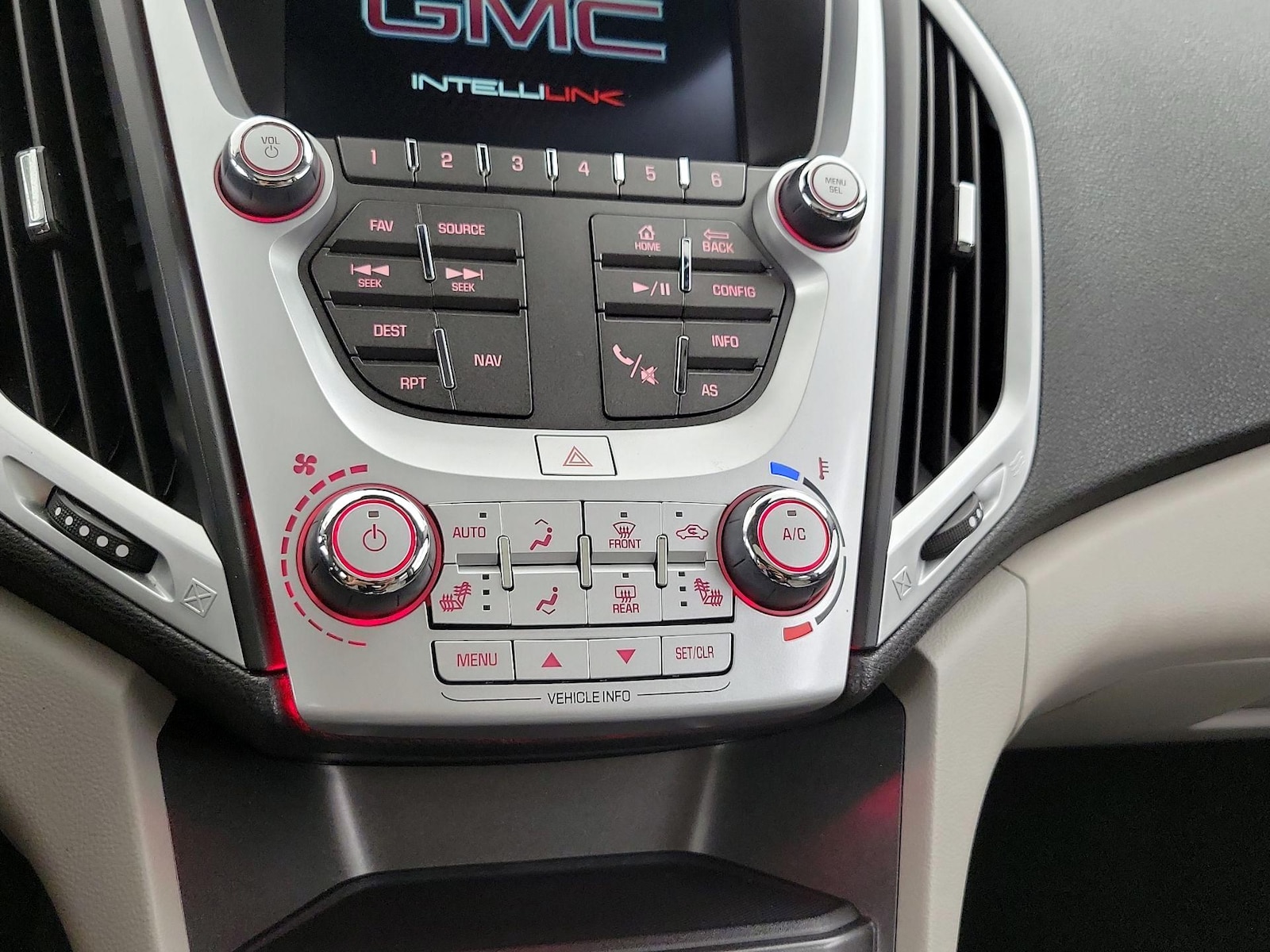 2017 GMC Terrain SLT - Photo 17