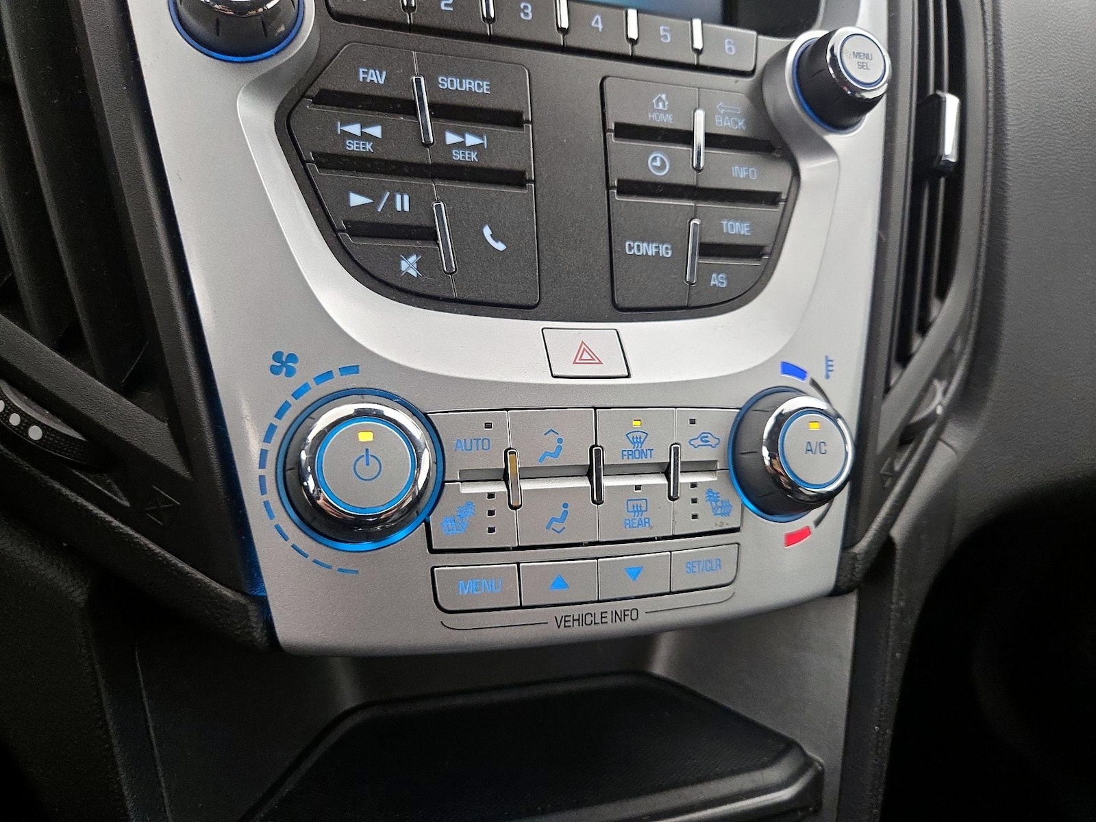 2016 Chevrolet Equinox LTZ - Photo 16