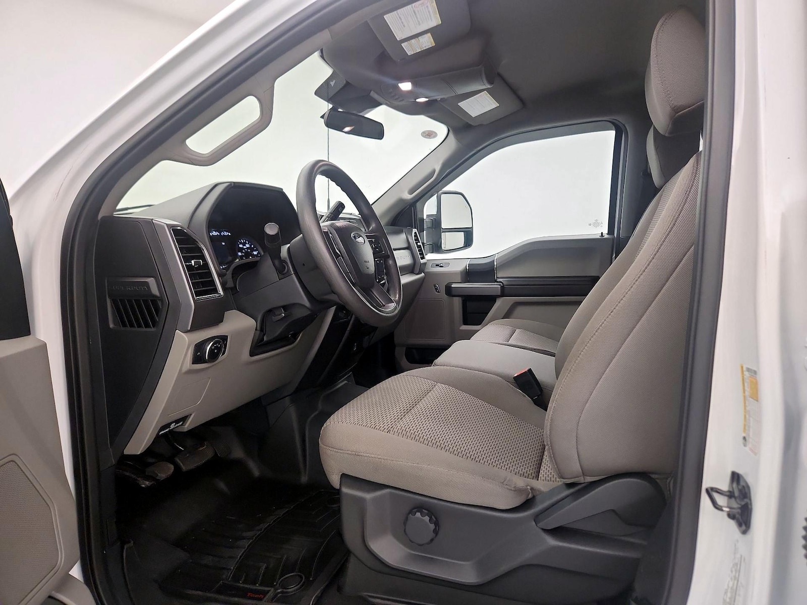 Power Seat(s) & Side Airbags