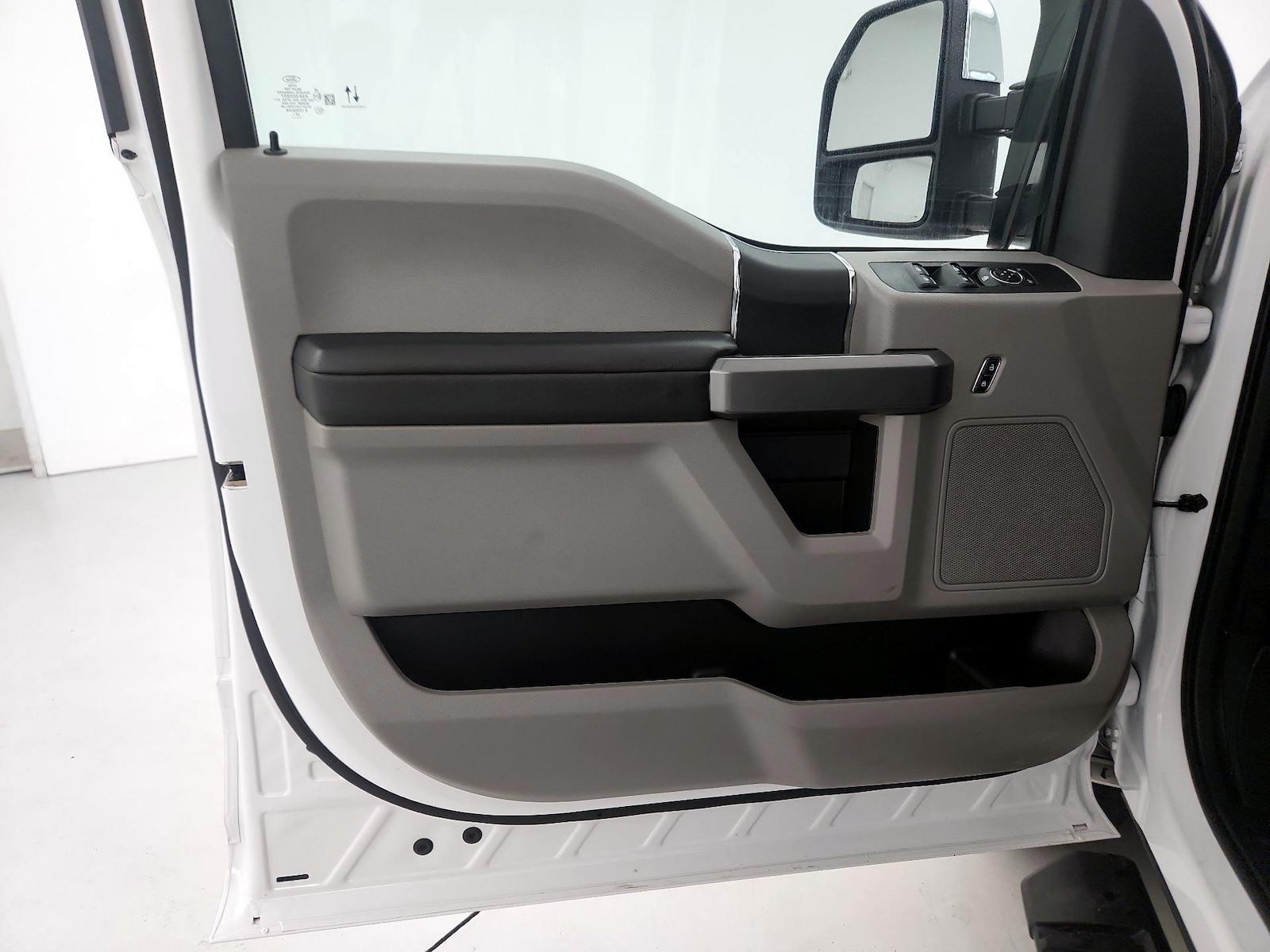 2022 Ford F-250 Super Duty XLT - Photo 13