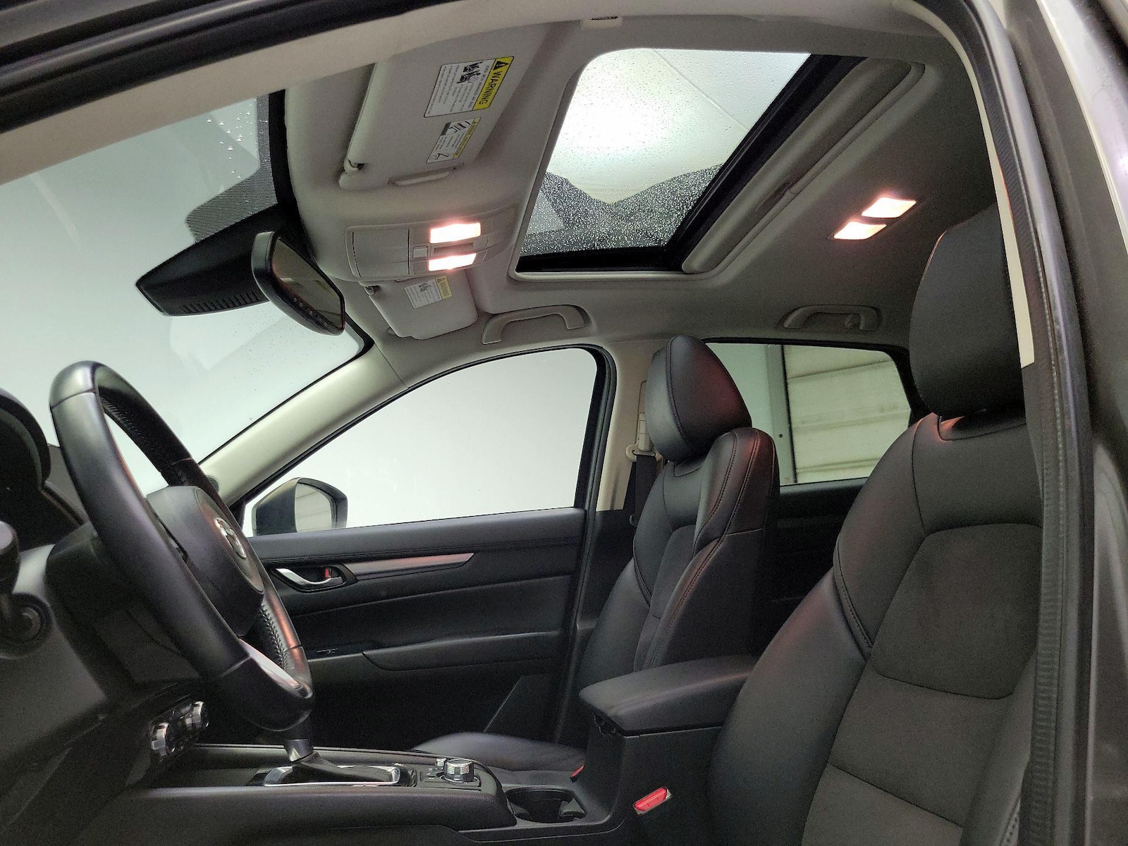 Sunroof(s) & Overhead Airbags