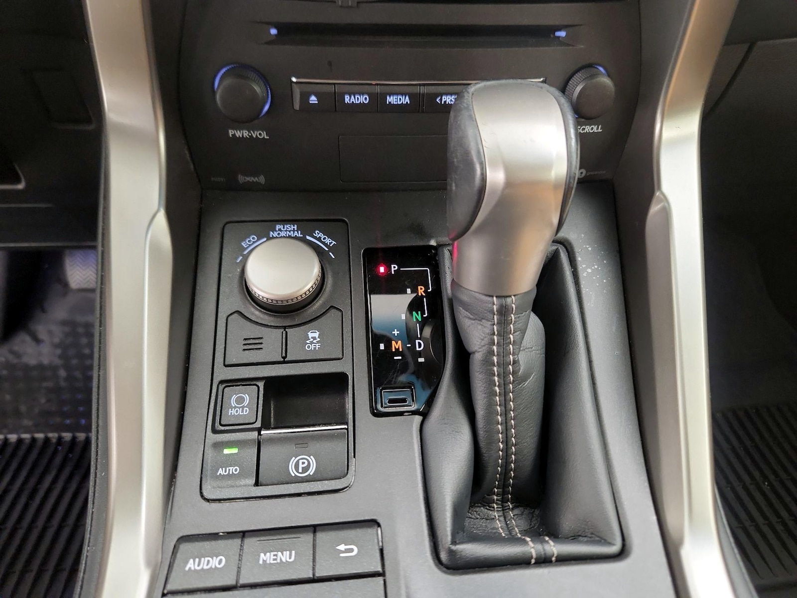 2017 Lexus NX 200t - Photo 19