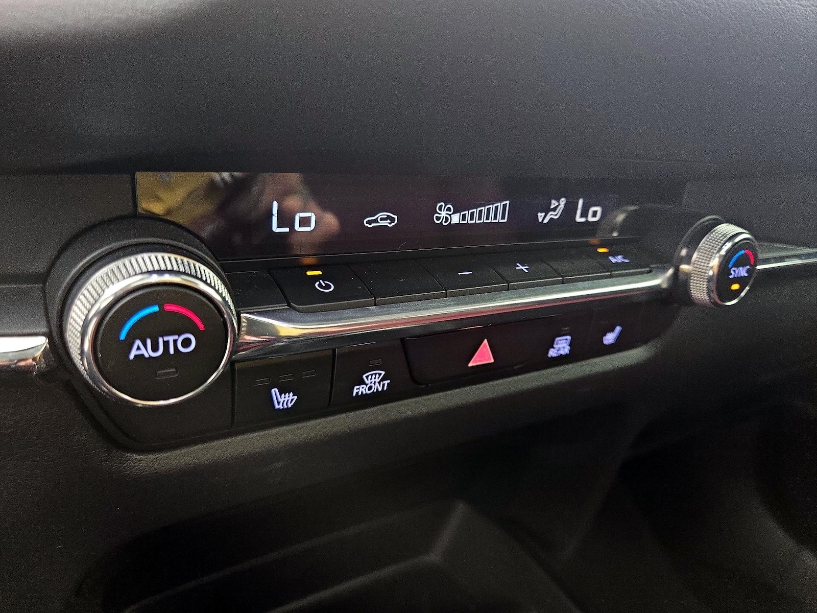 2023 Mazda CX-30 Carbon Edition - Photo 17