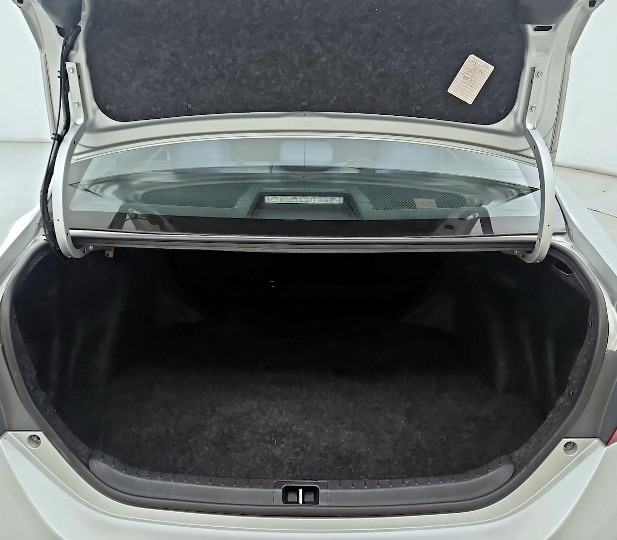 Trunk/Cargo (Seats Up)