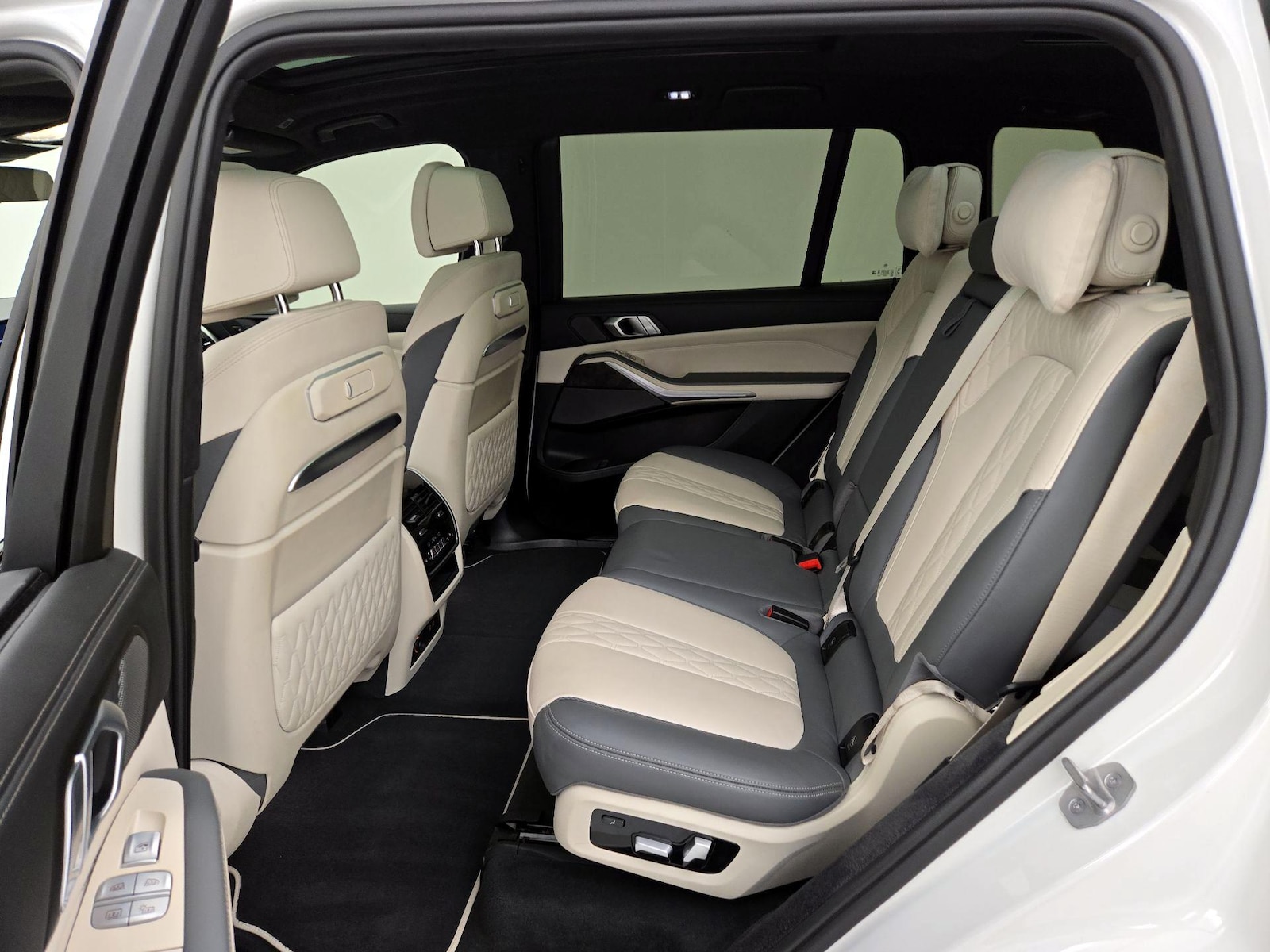 2024 BMW X7 40i - Photo 22