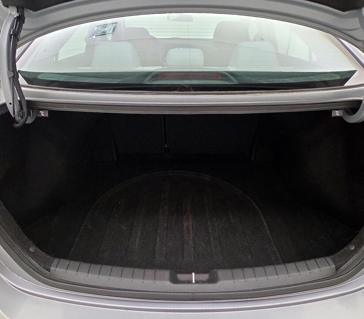 Trunk/Cargo (Seats Up)