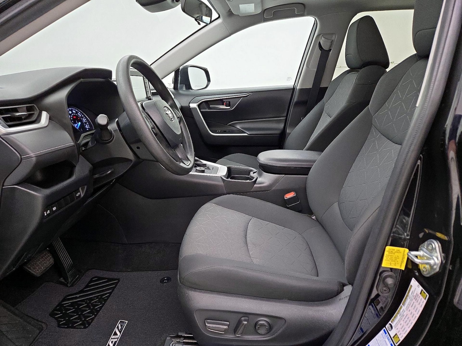 Power Seat(s) & Side Airbags