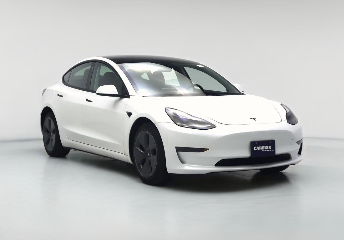 2023 Tesla Model 3 Rear-Wheel Drive in White — CarMax photo