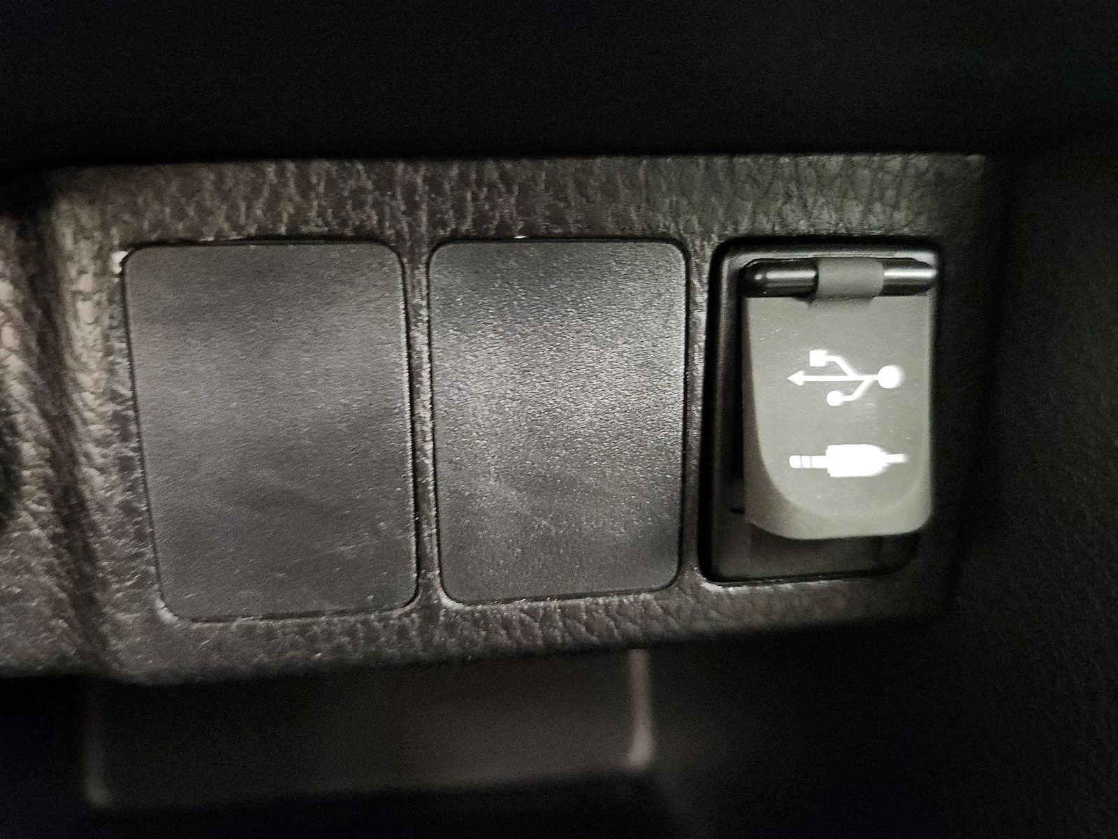 2018 Toyota Corolla LE - Photo 17