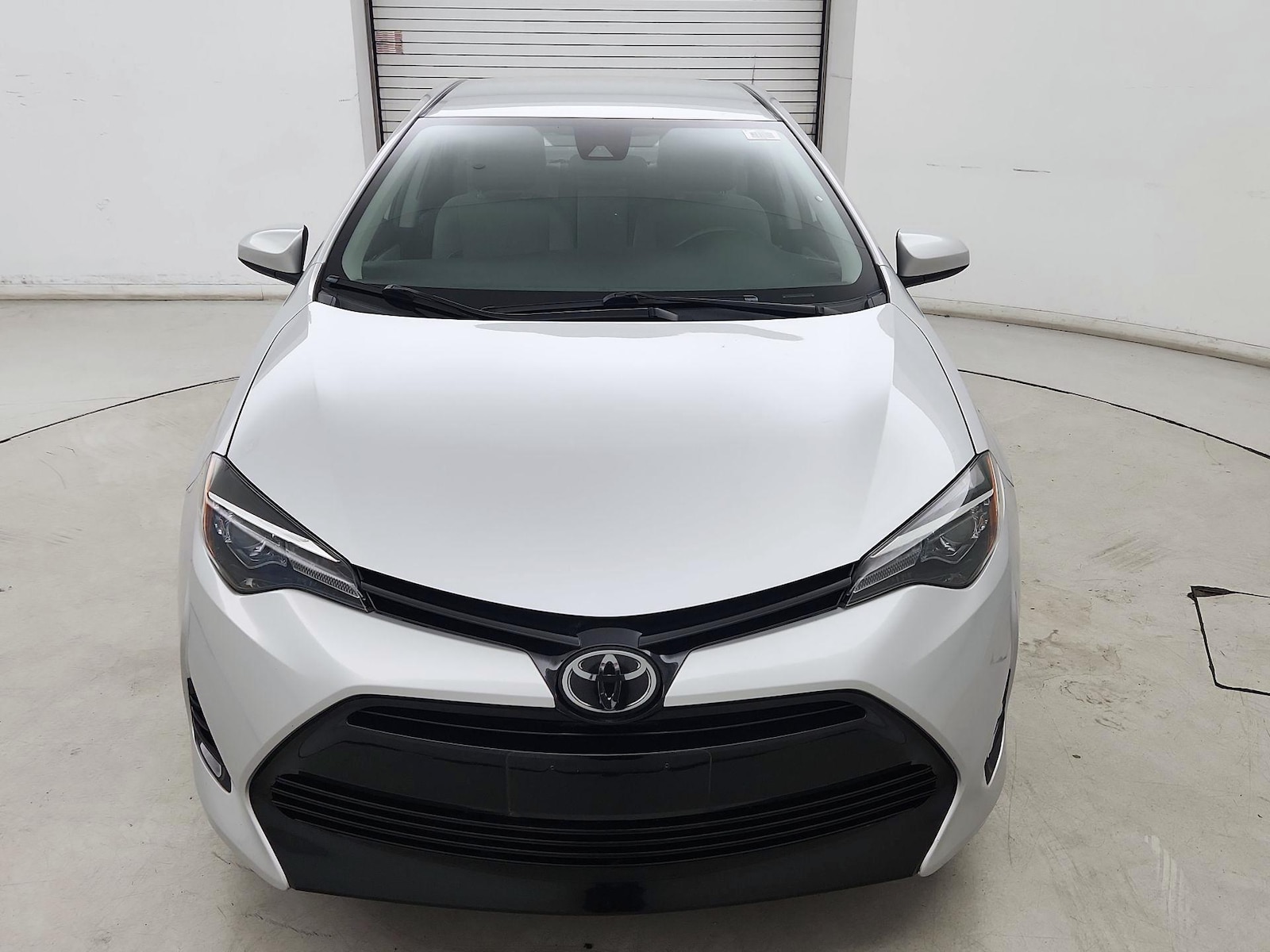 2018 Toyota Corolla LE - Photo 2