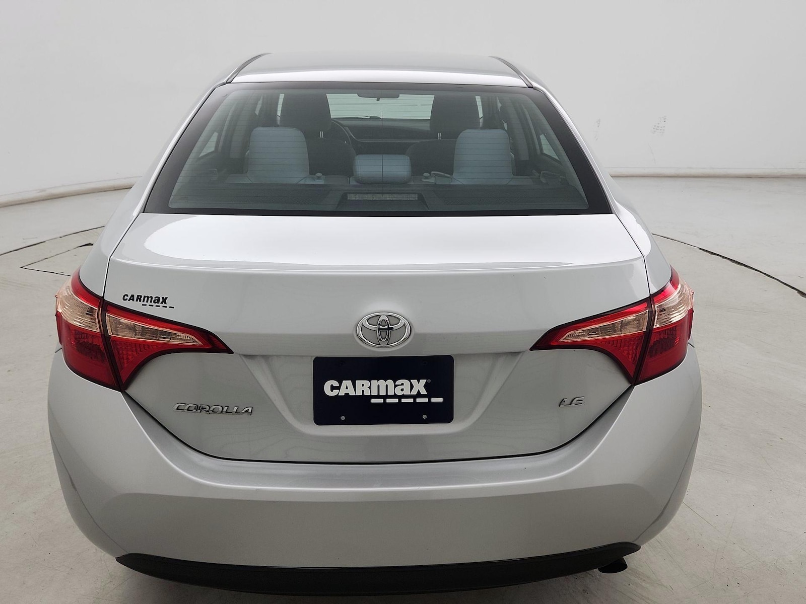 2018 Toyota Corolla LE - Photo 6