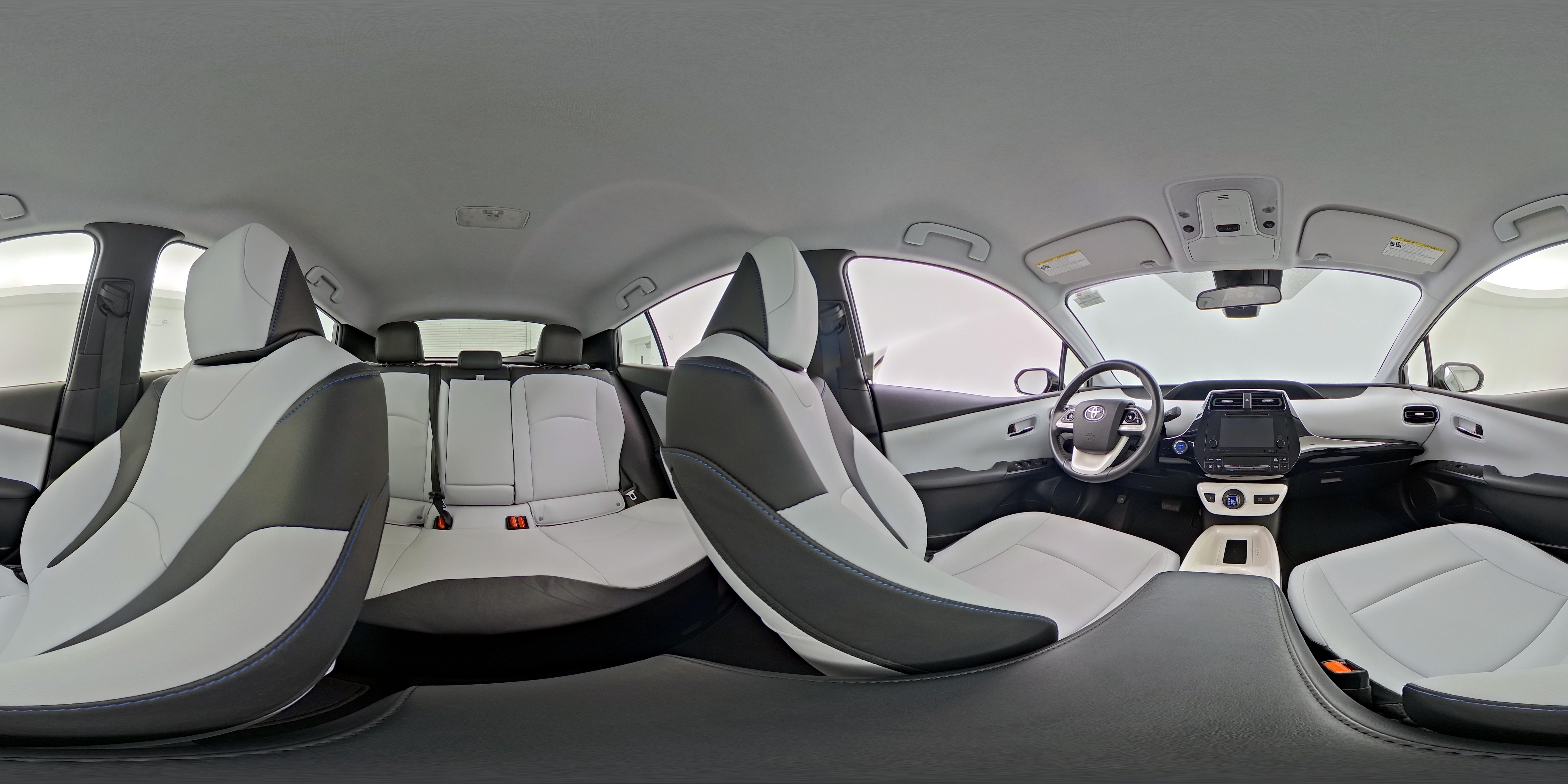 2017 Toyota Prius Three - Photo 23