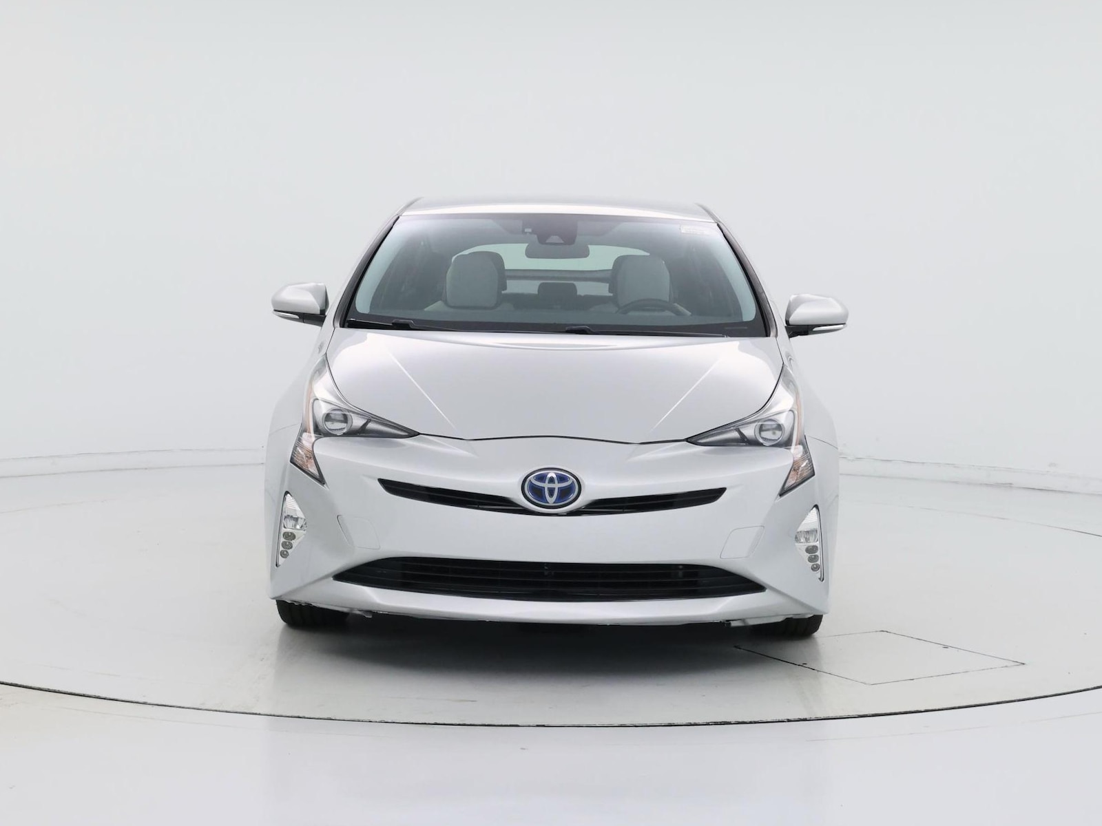 2017 Toyota Prius Three - Photo 6