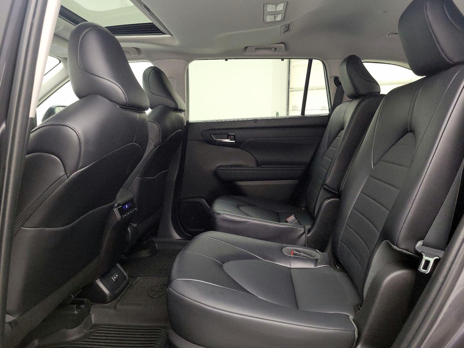 Rear Air Conditioning