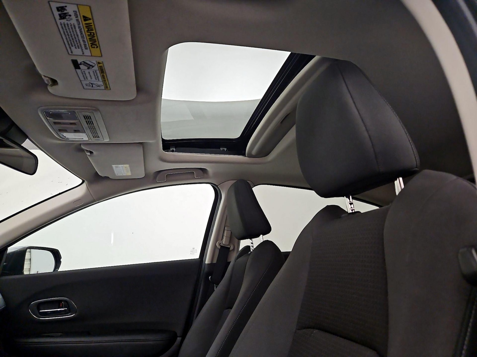 Sunroof(s) & Overhead Airbags
