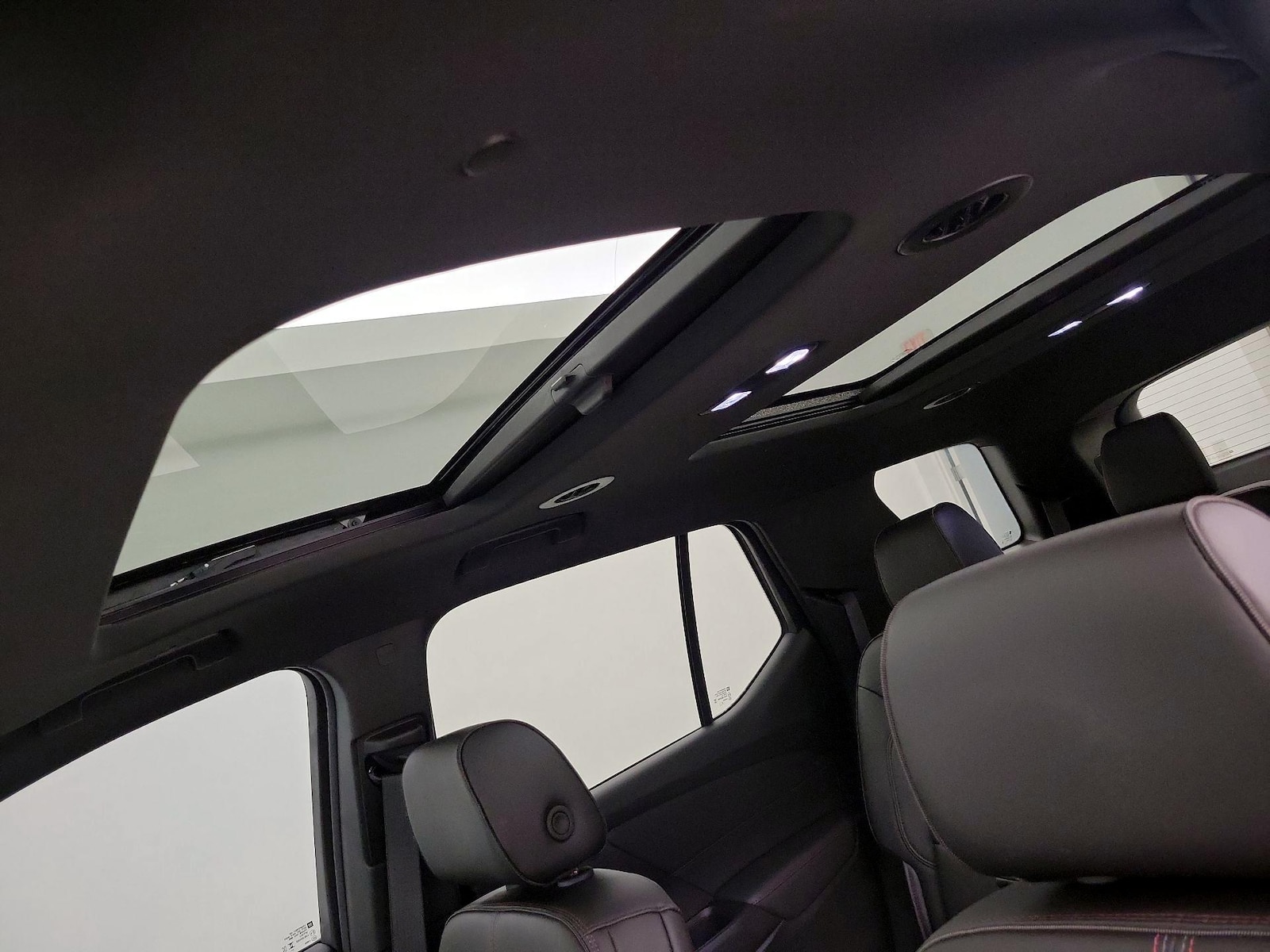 Sunroof(s) & Skylight(s)