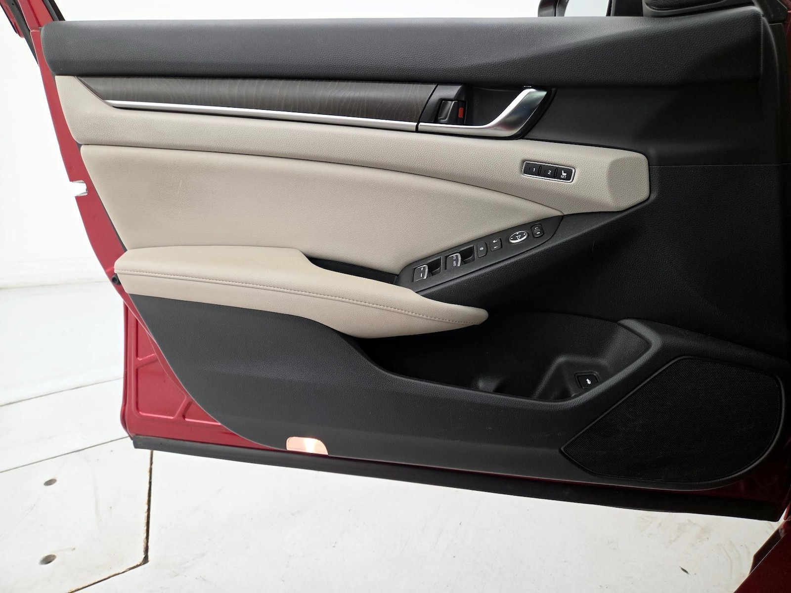 2021 Honda Accord Hybrid Touring - Photo 13