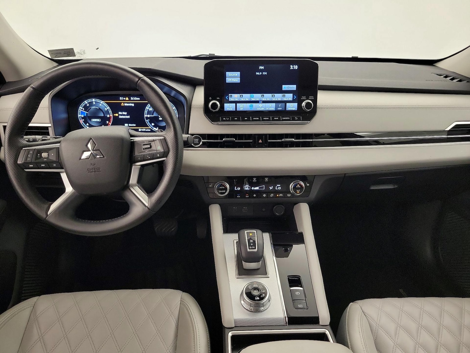 2024 Mitsubishi Outlander SEL - Photo 10