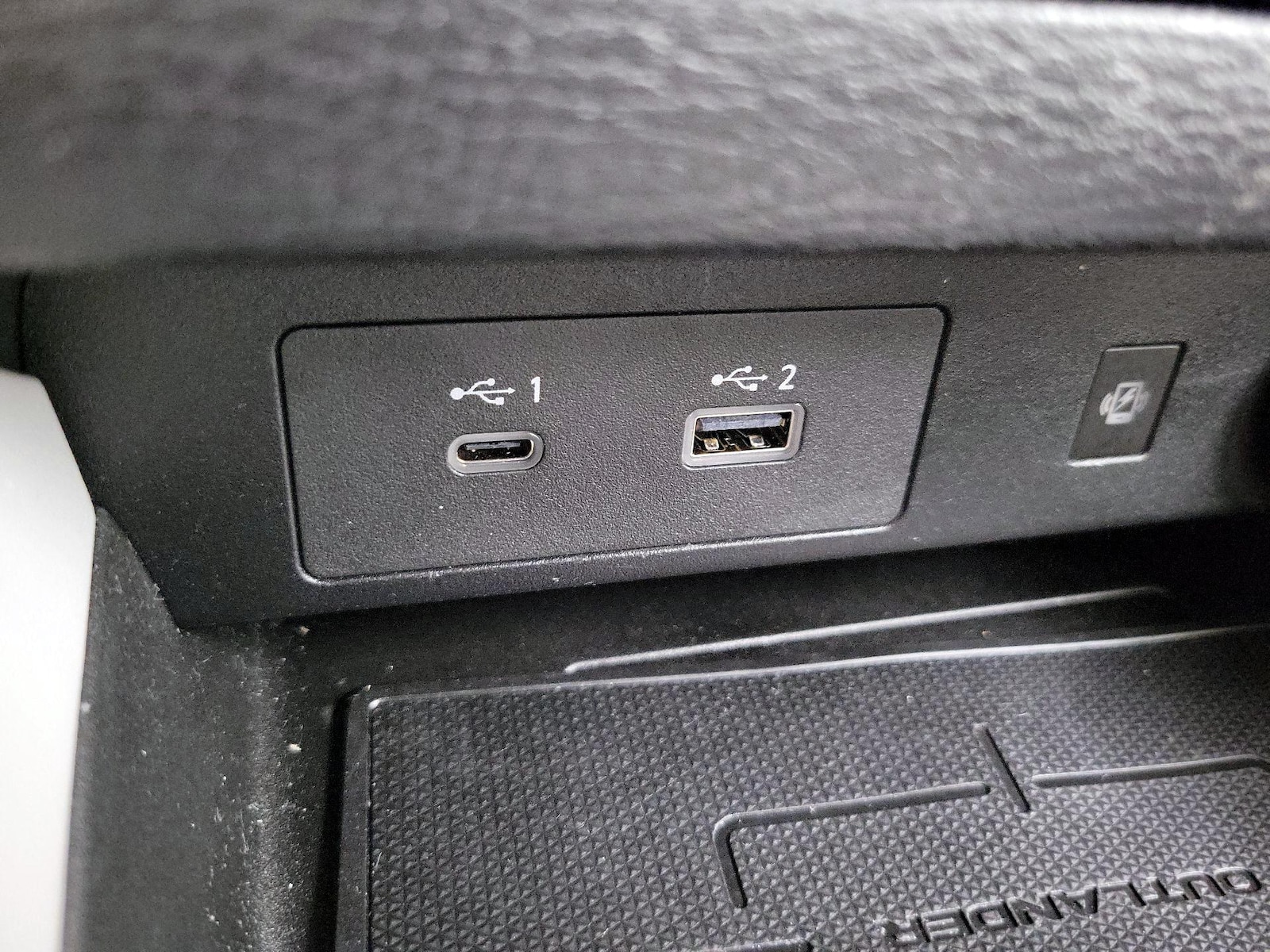 2024 Mitsubishi Outlander SEL - Photo 20