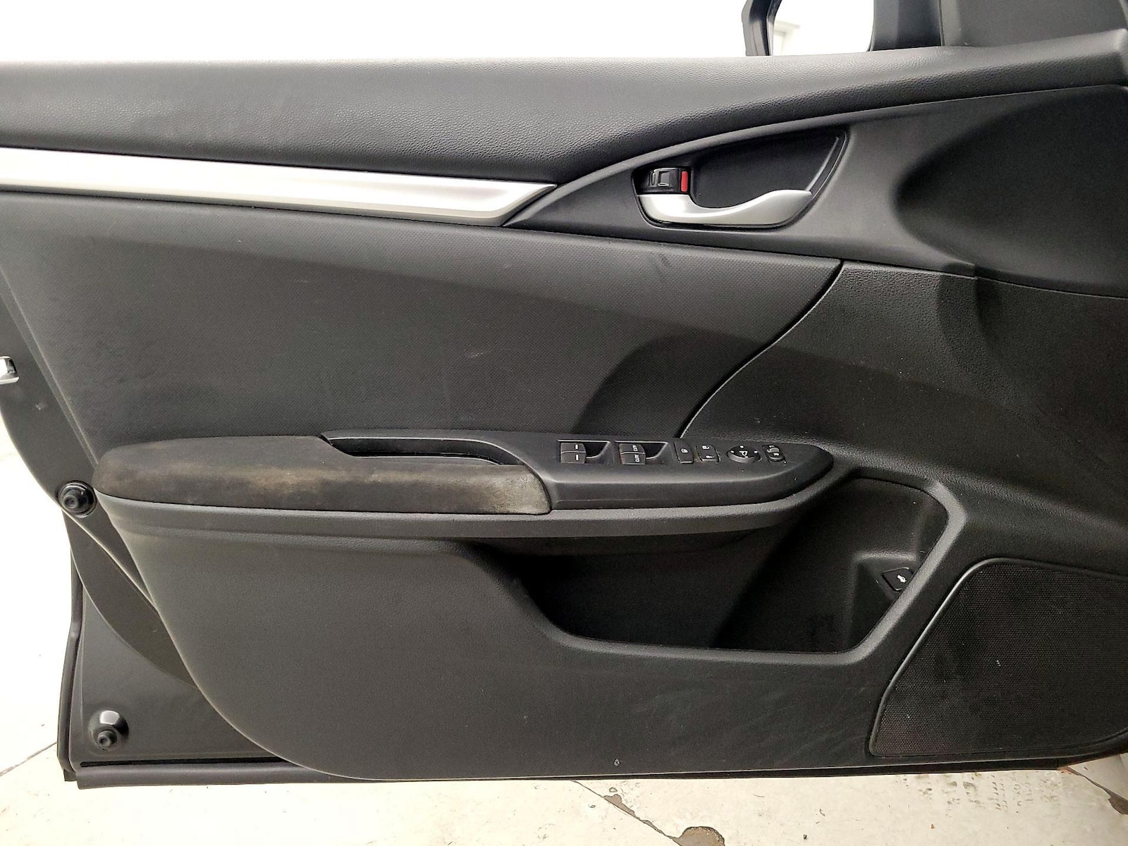 2019 Honda Civic LX - Photo 13