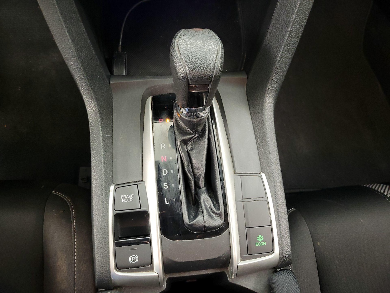 2019 Honda Civic LX - Photo 18