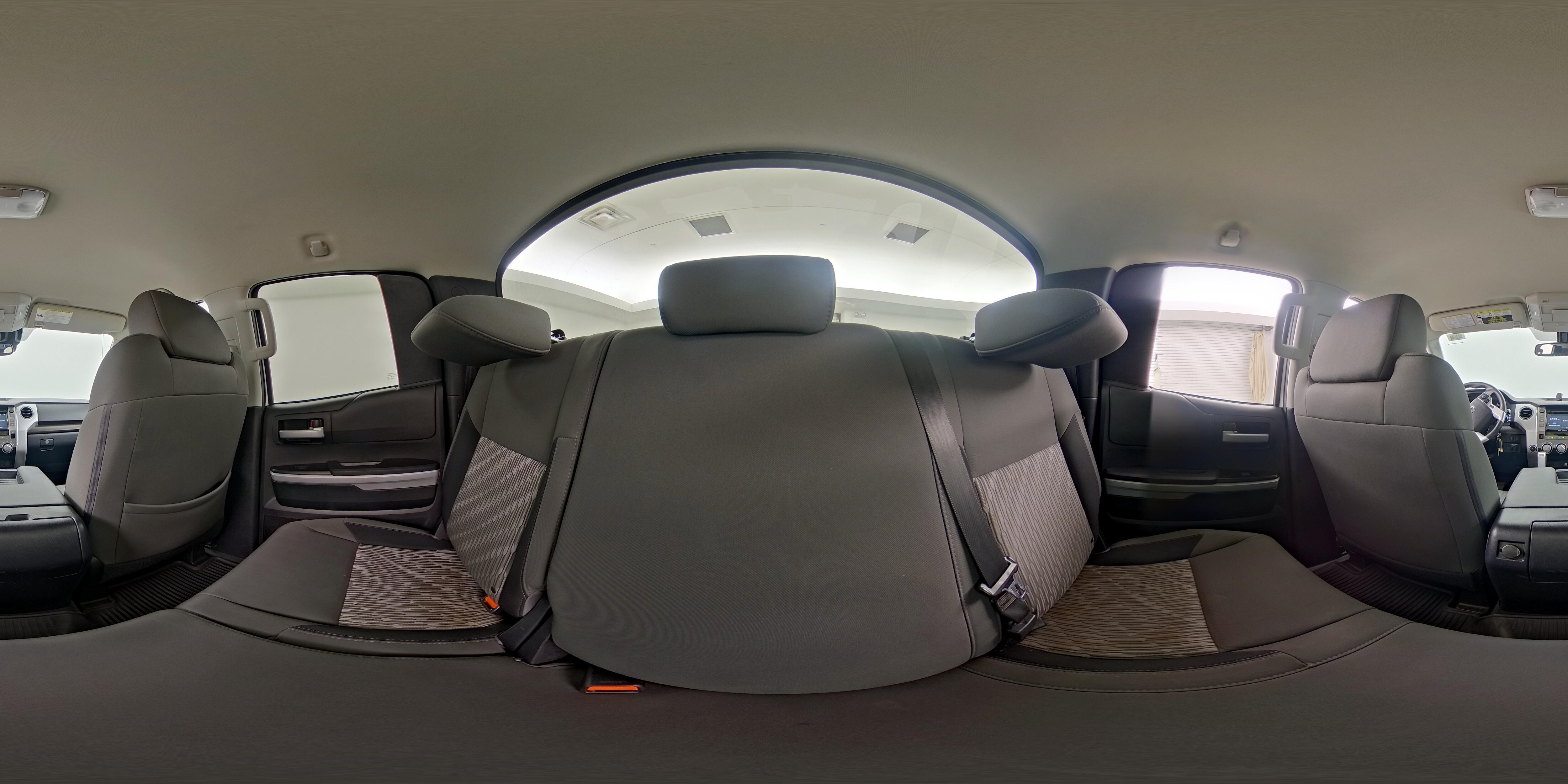 2019 Toyota Tundra SR5 - Photo 25