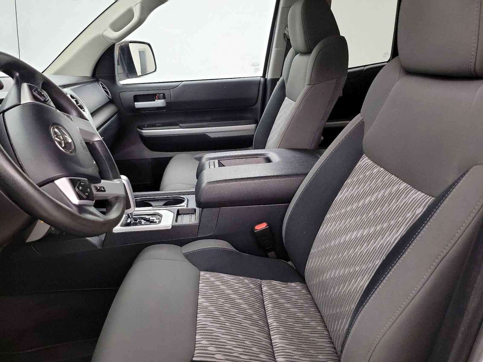 2019 Toyota Tundra SR5 - Photo 12
